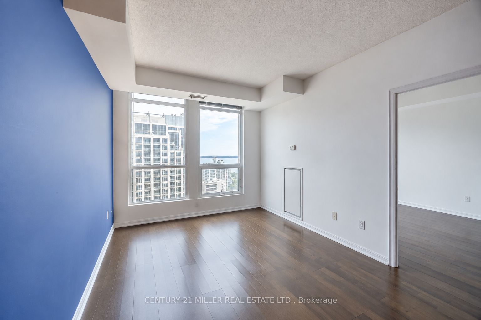 Unit 2403 - 628 Fleet Street, Toronto 5