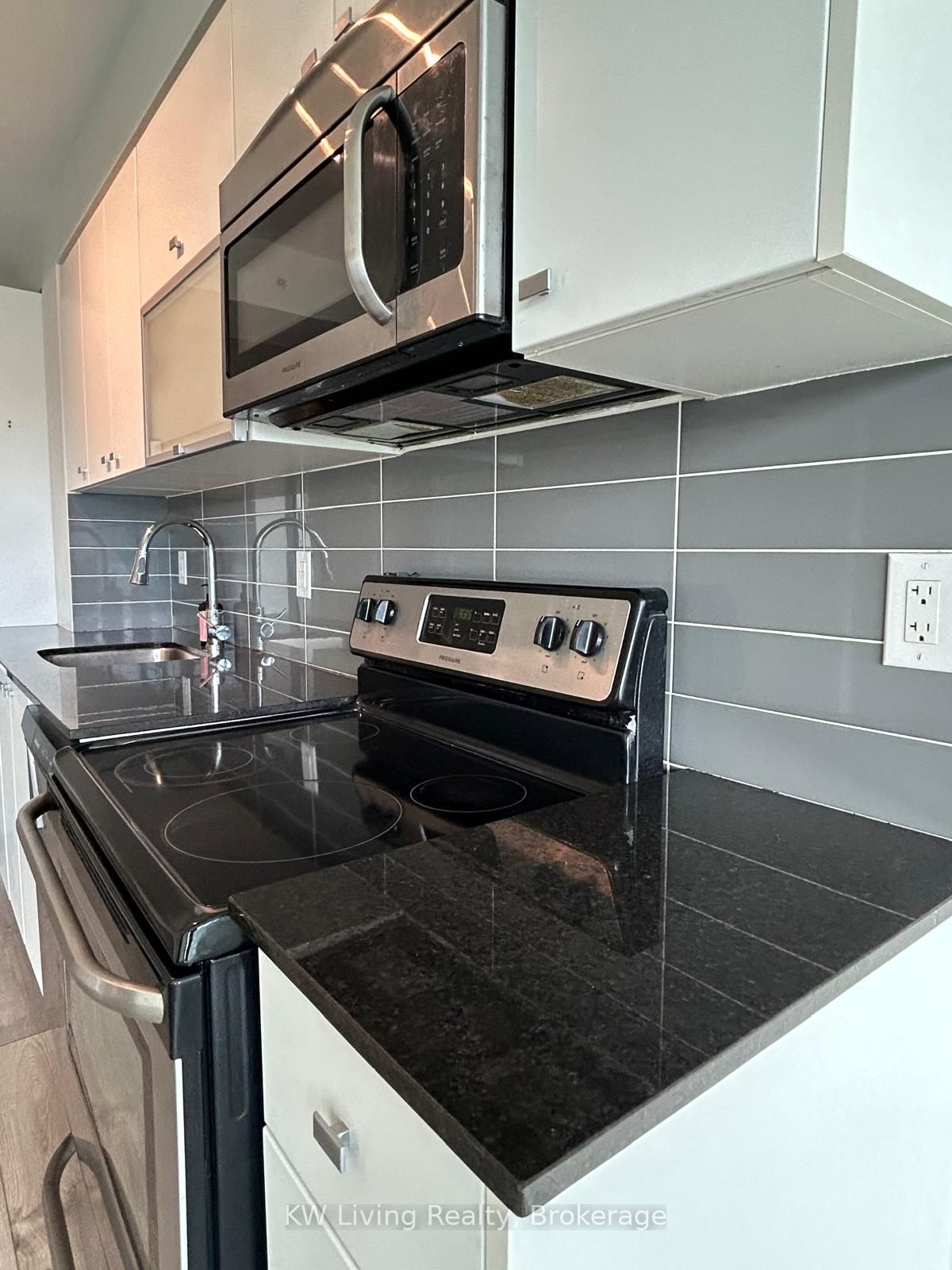 Unit 2004 - 150 East Liberty Street, Toronto 4