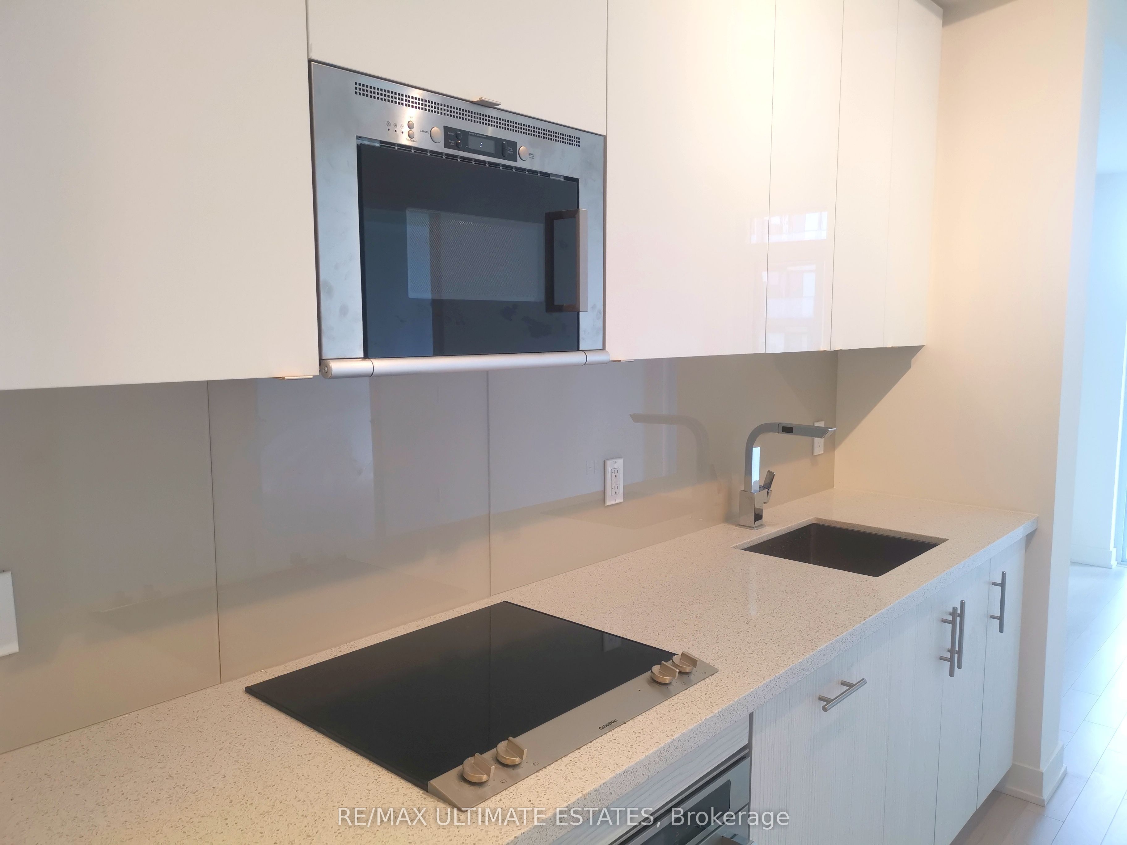 Unit 1902 - 330 Richmond Street W, Toronto 5