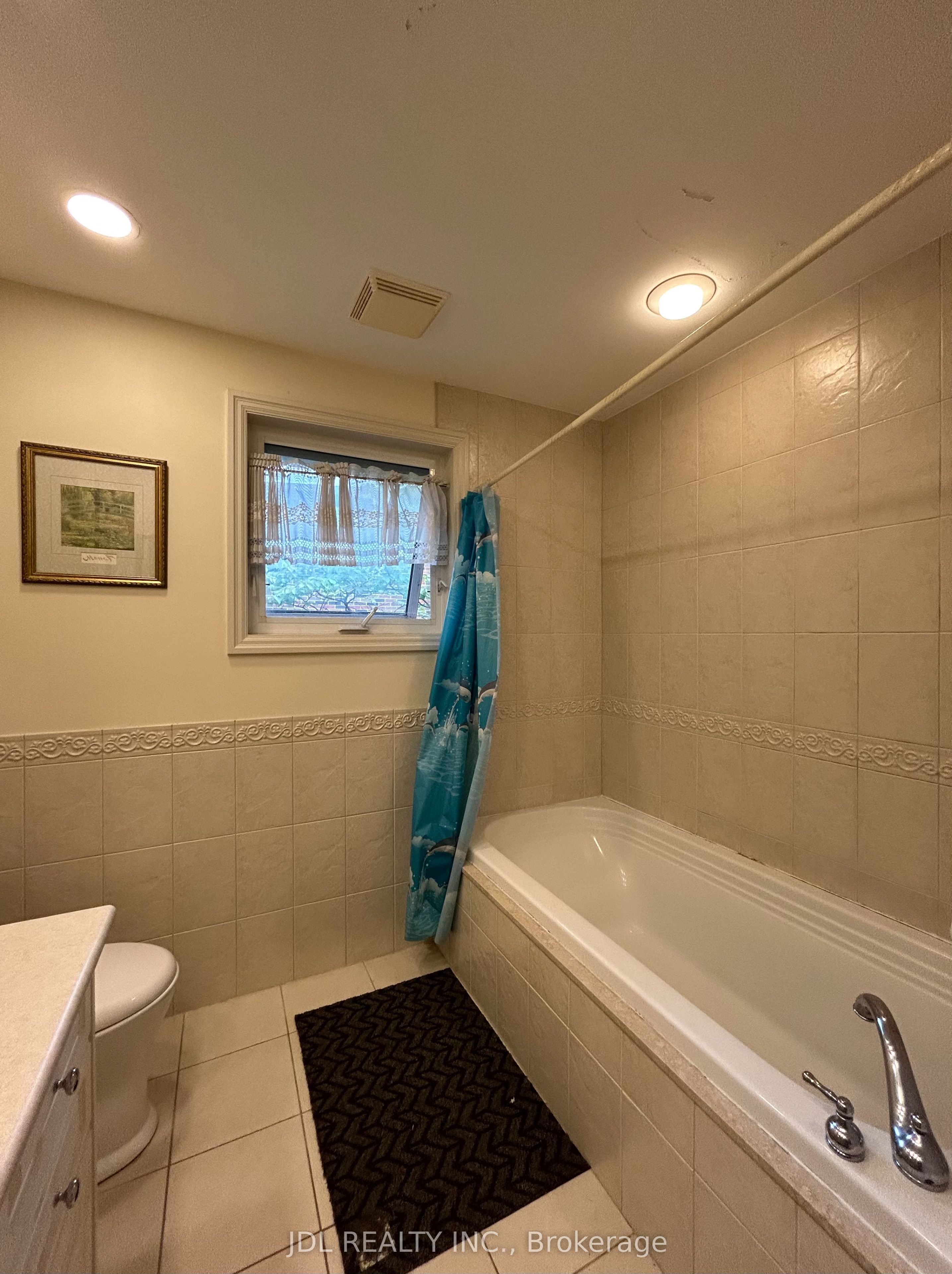 Unit Large Bedroom B 2nd Floor - 3 Butterfield Drive, North York 2