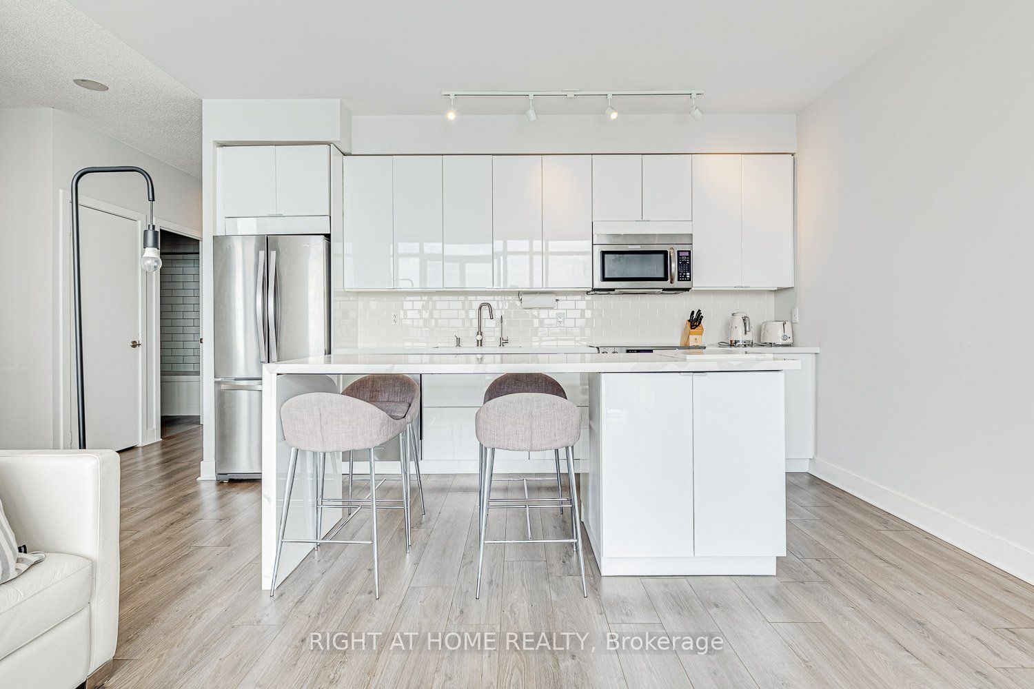 Unit 915 - 90 Stadium Road, Toronto 3