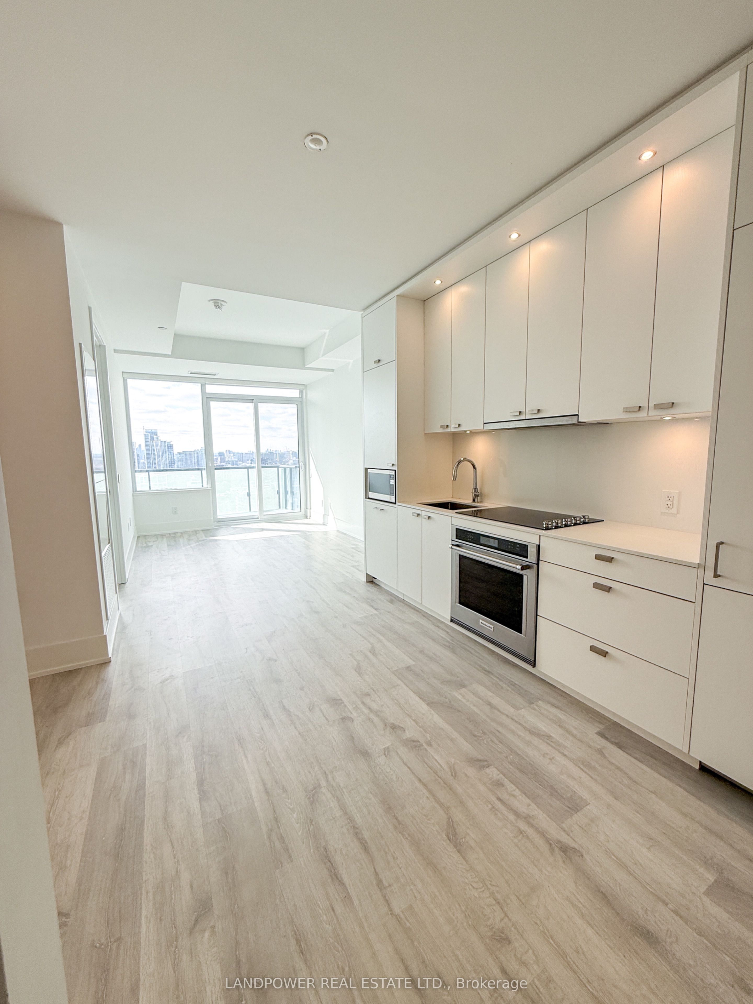Unit 2002 - 480 Front Street W, Toronto 2
