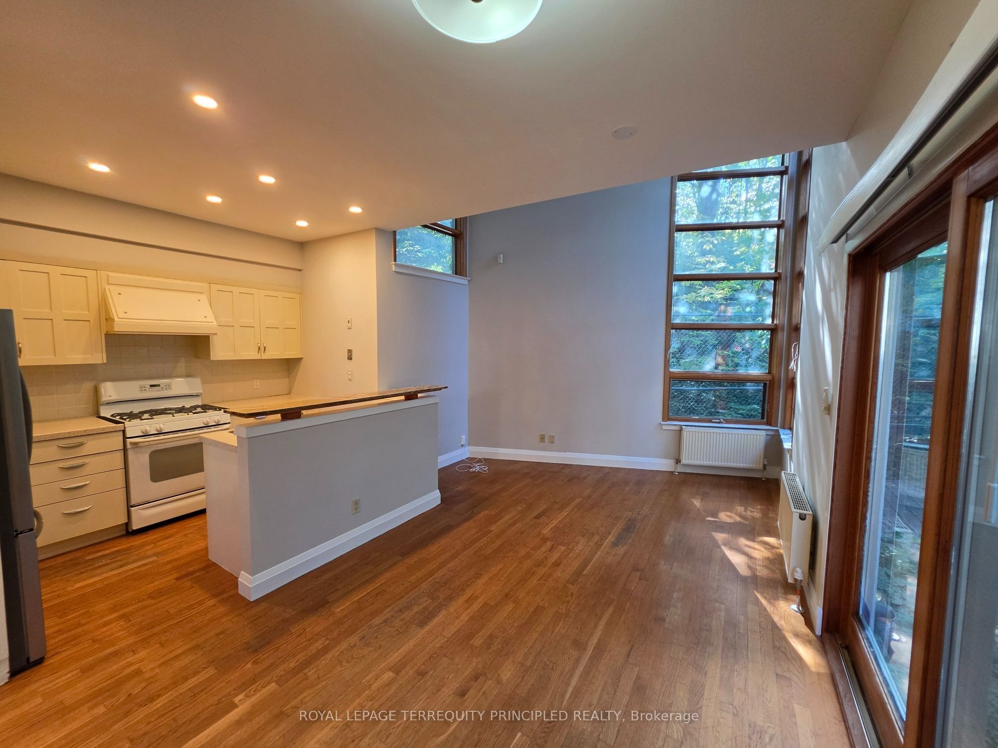 Unit B - 8 Bright Street, Toronto 3