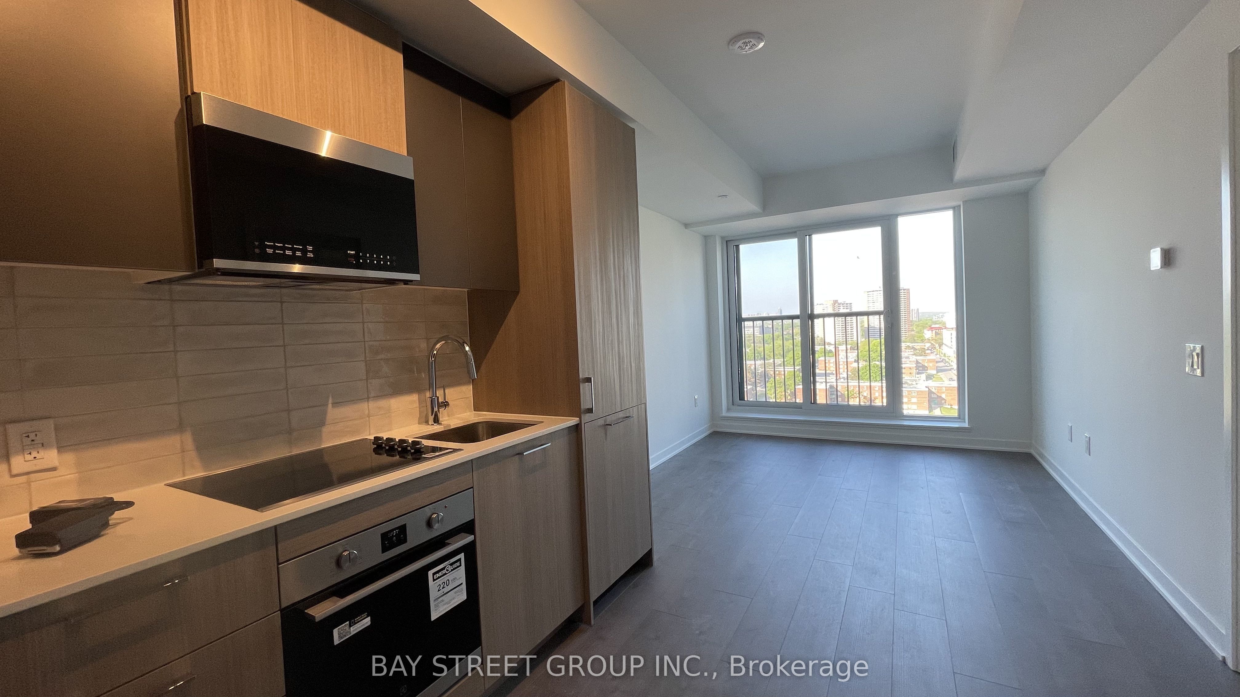 Unit 1102 - 10 Oak Street, Toronto 4