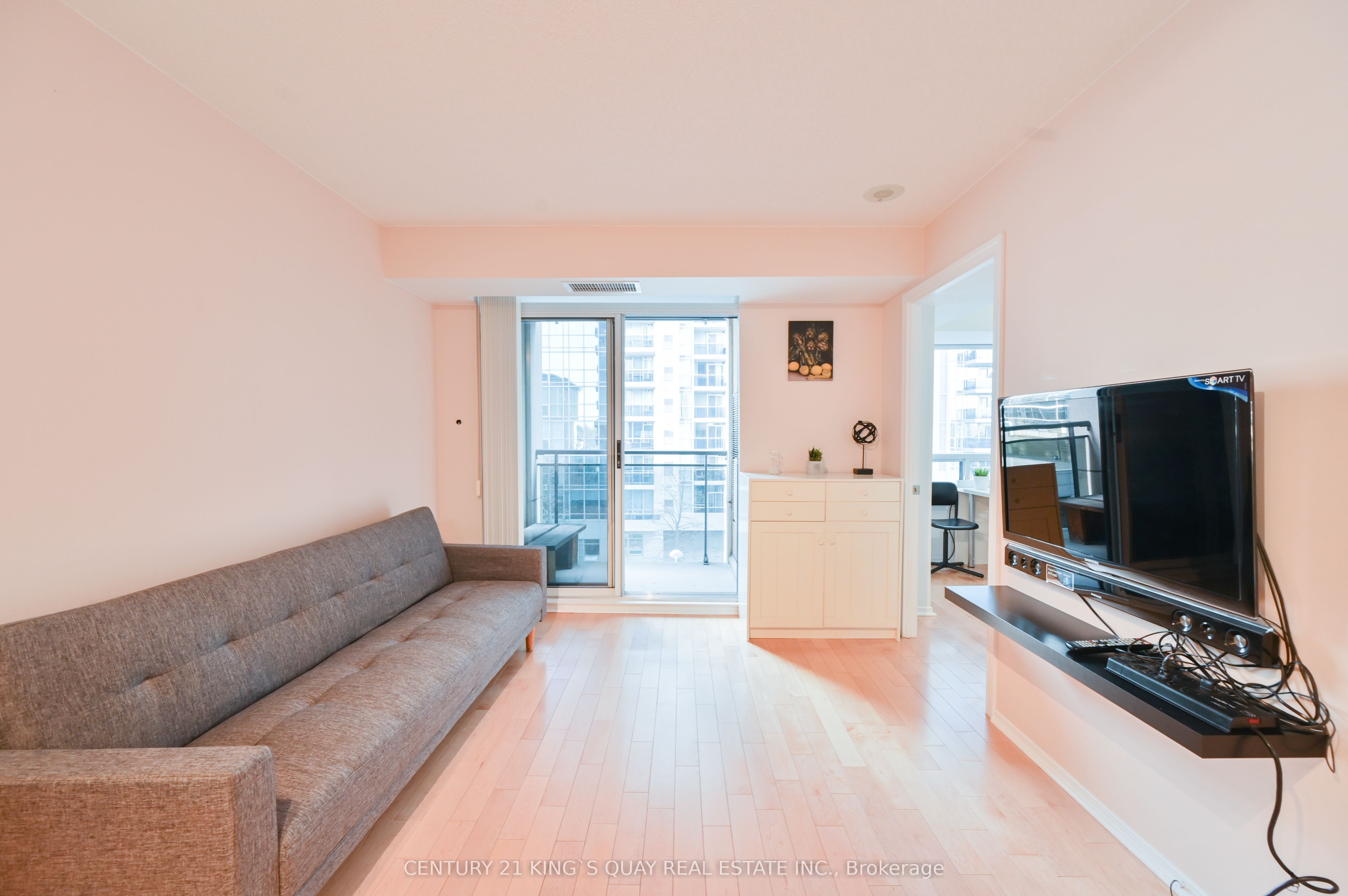 Unit 612 - 155 Beecroft Road, North York 3