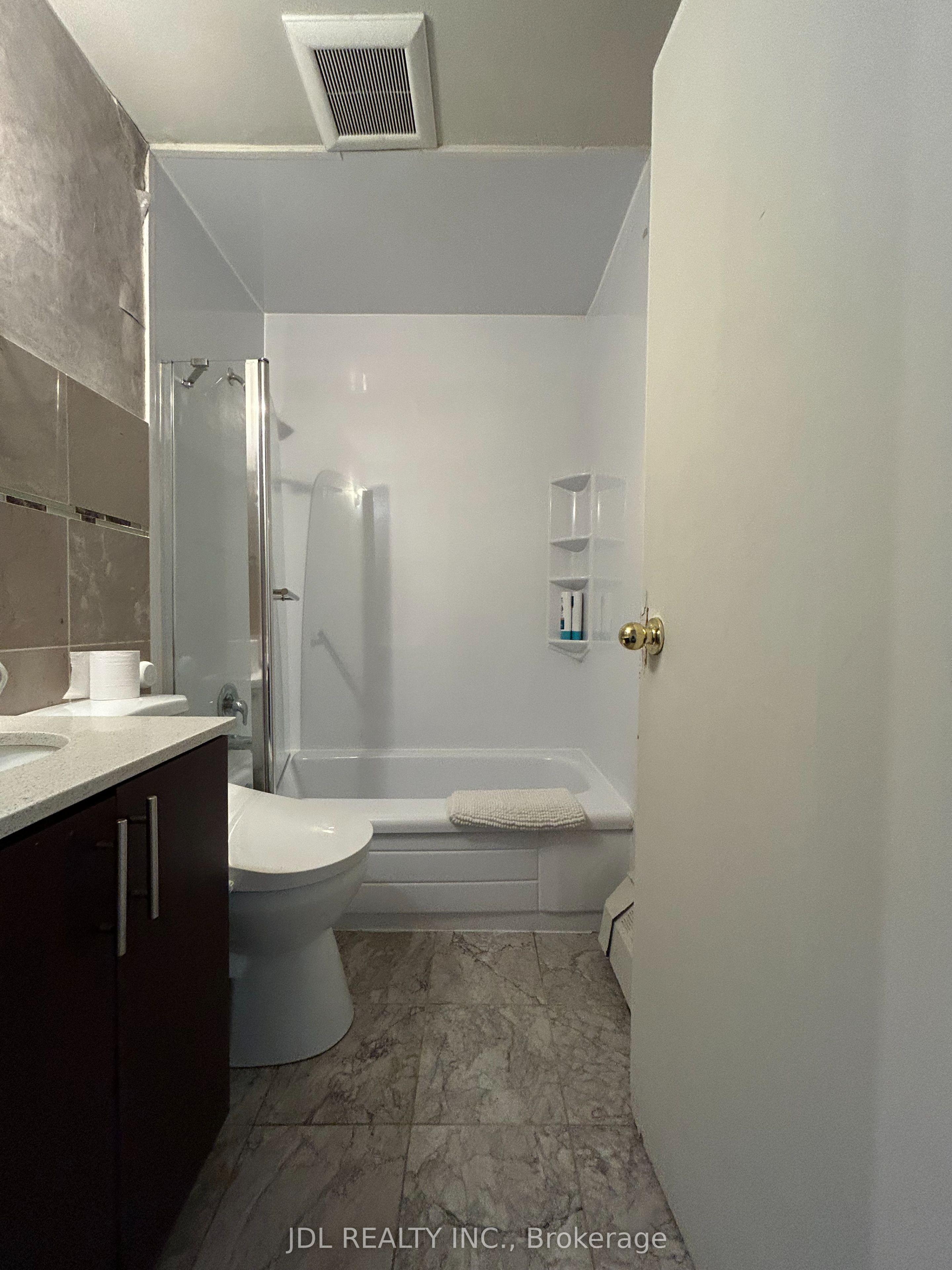 Unit Wholeonebedroom unit main - 3 Pembroke Street, Toronto 3