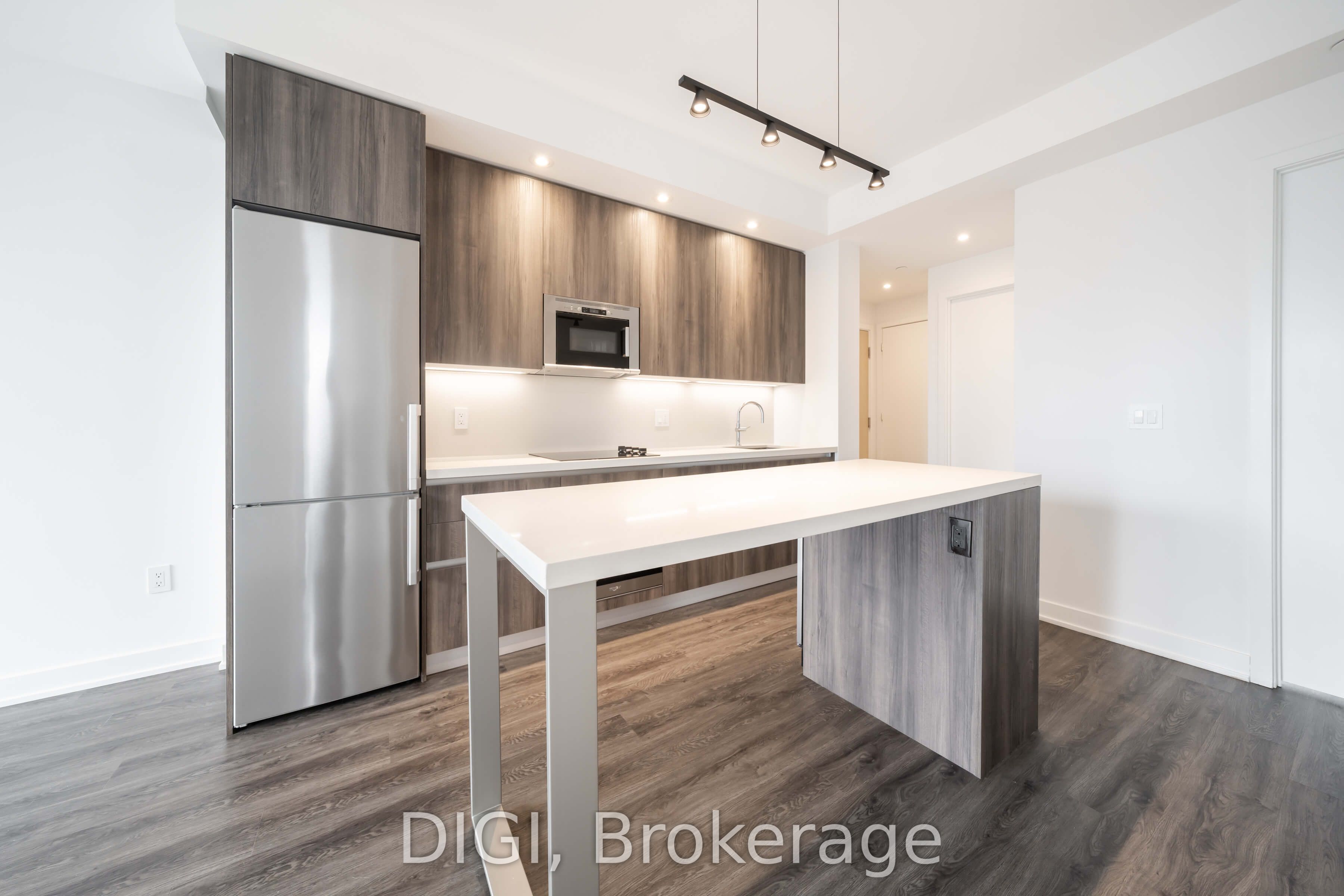 Unit 3004 - 8 Gloucester Street, Toronto 4