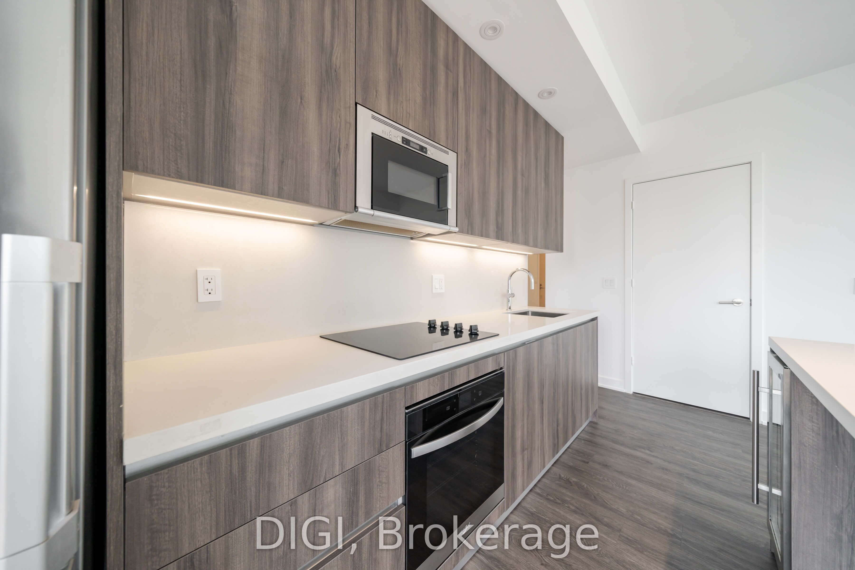 Unit 2406 - 8 Gloucester Street, Toronto 4