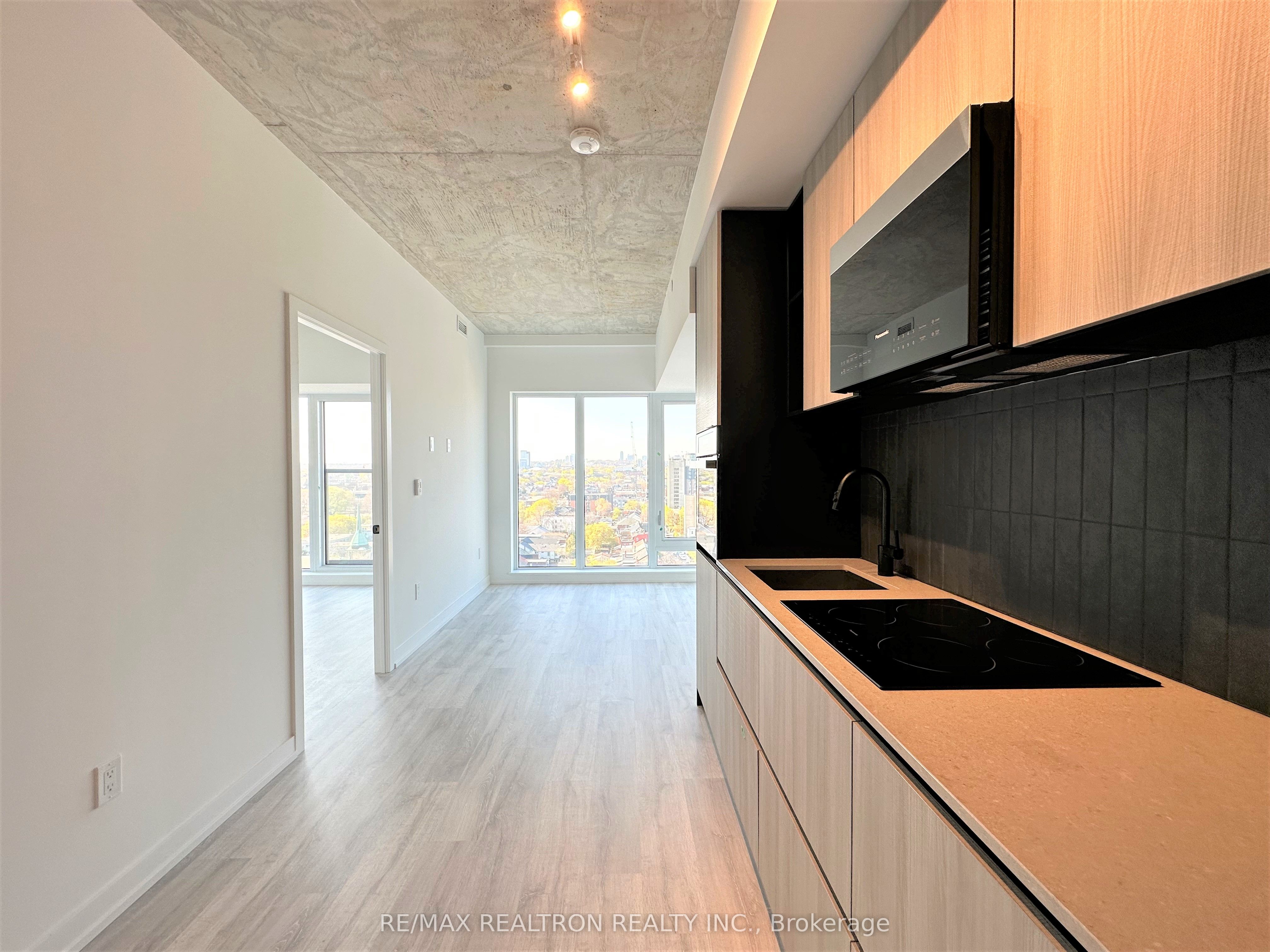 Unit Ph08 - 2 Augusta Avenue, Toronto 2