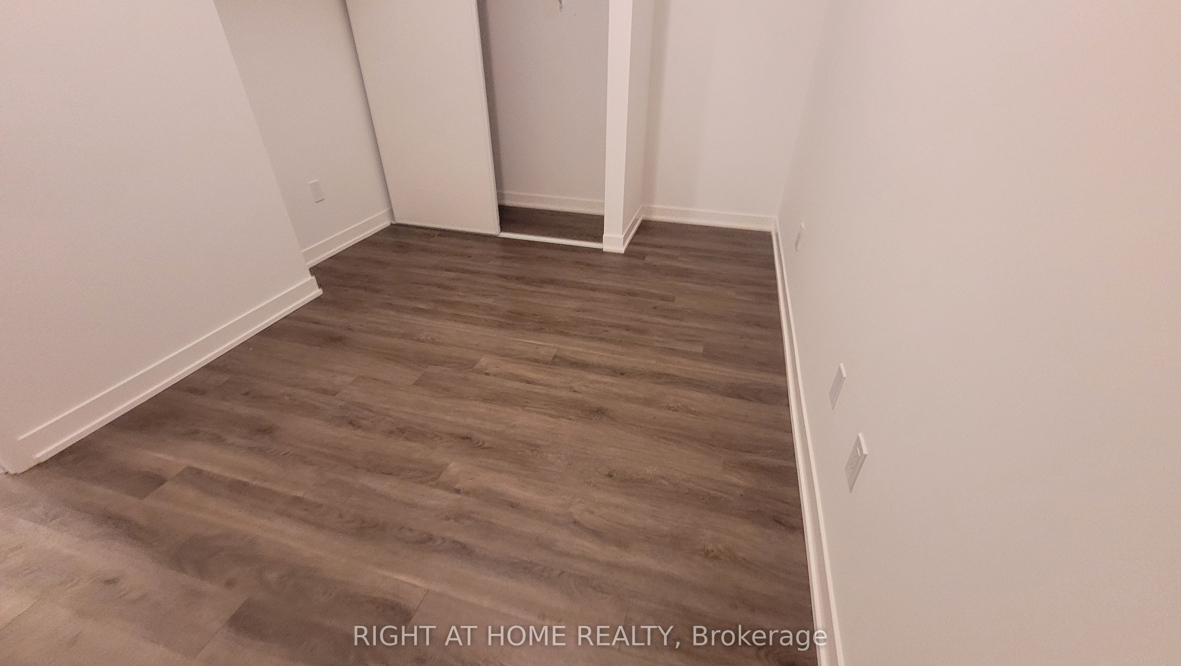 Unit 809 - 500 Wilson Avenue, North York 5