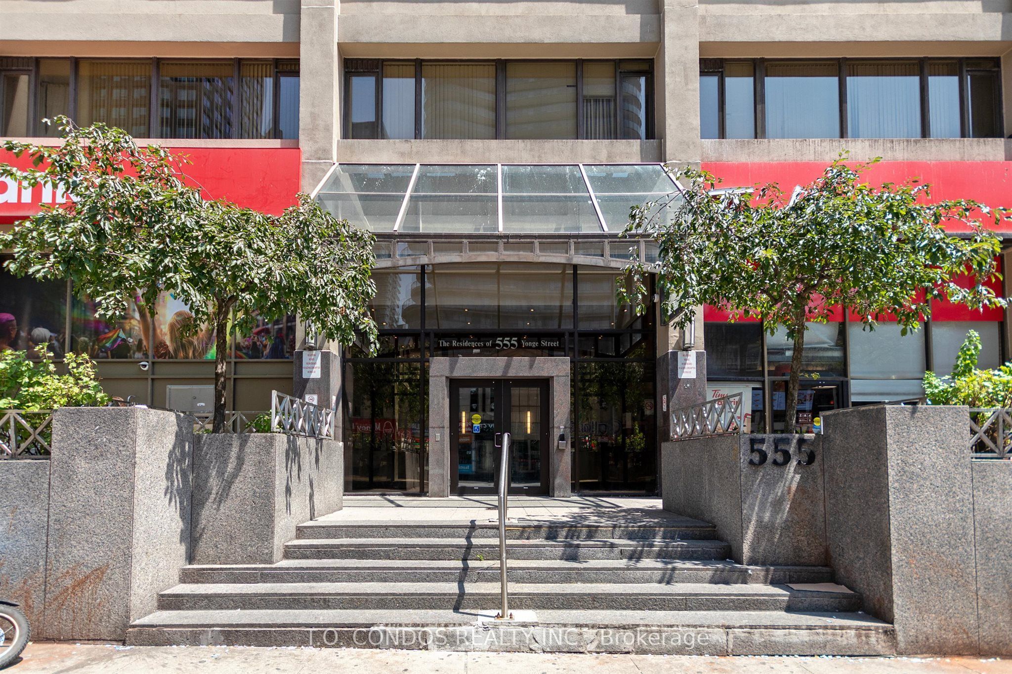 Unit 304 - 555 Yonge Street, Toronto 3