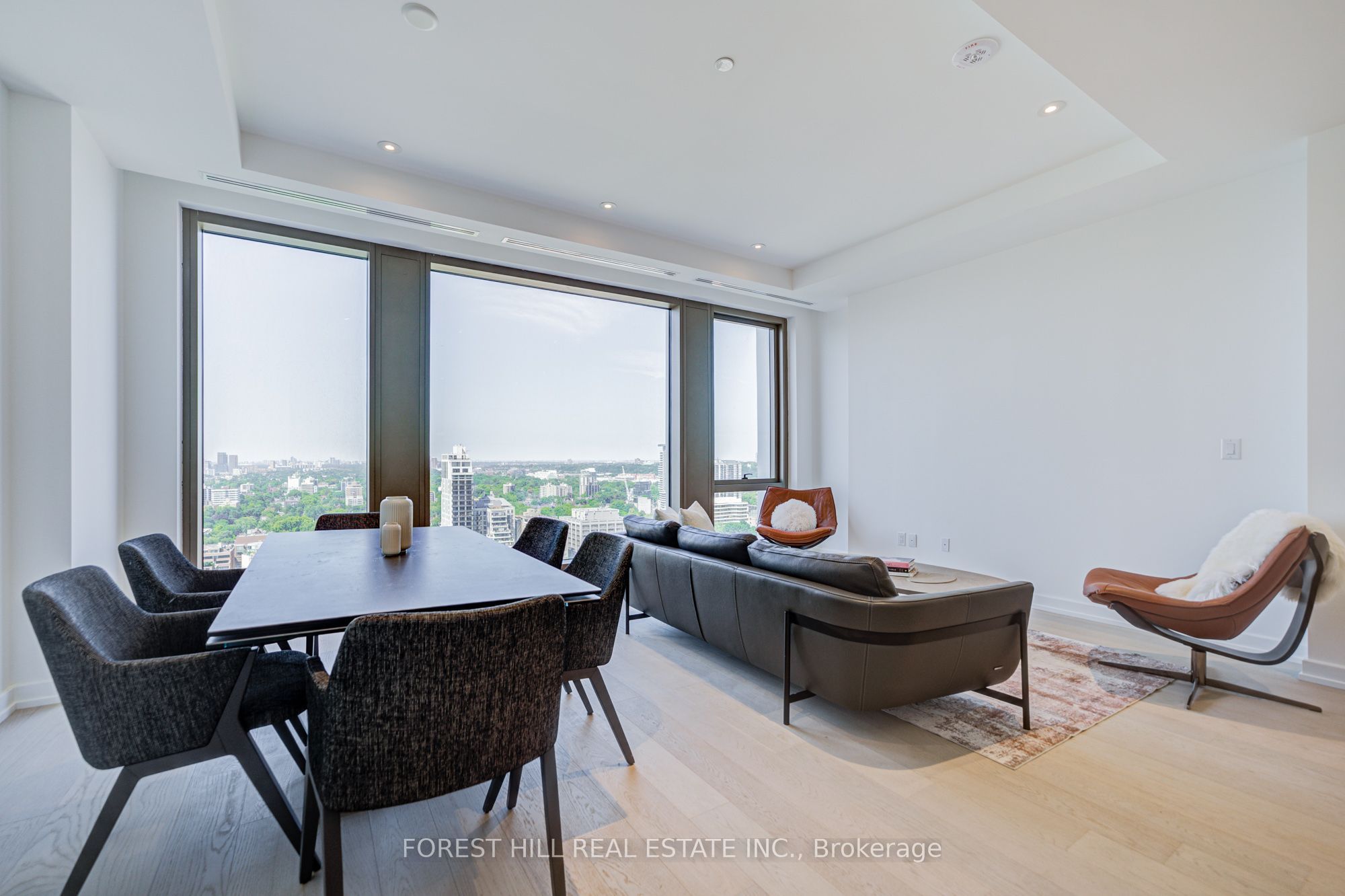Unit 2202 - 1315 Bay Street, Toronto 2
