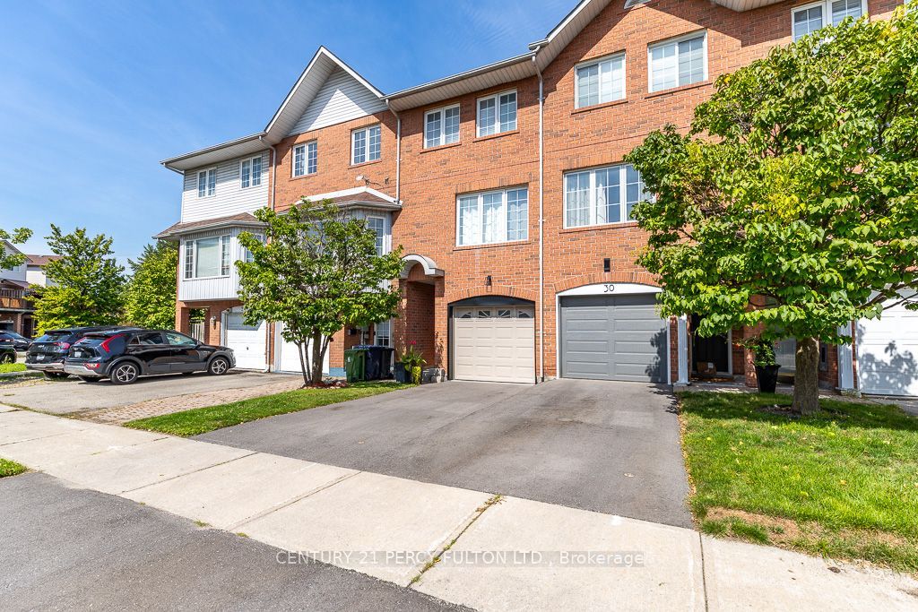 28 Rumi Crescent, North York 2
