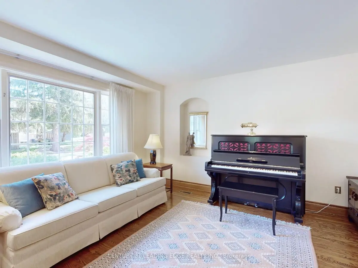 334 Princess Ave, North York, Ontario Sold History | HouseSigma