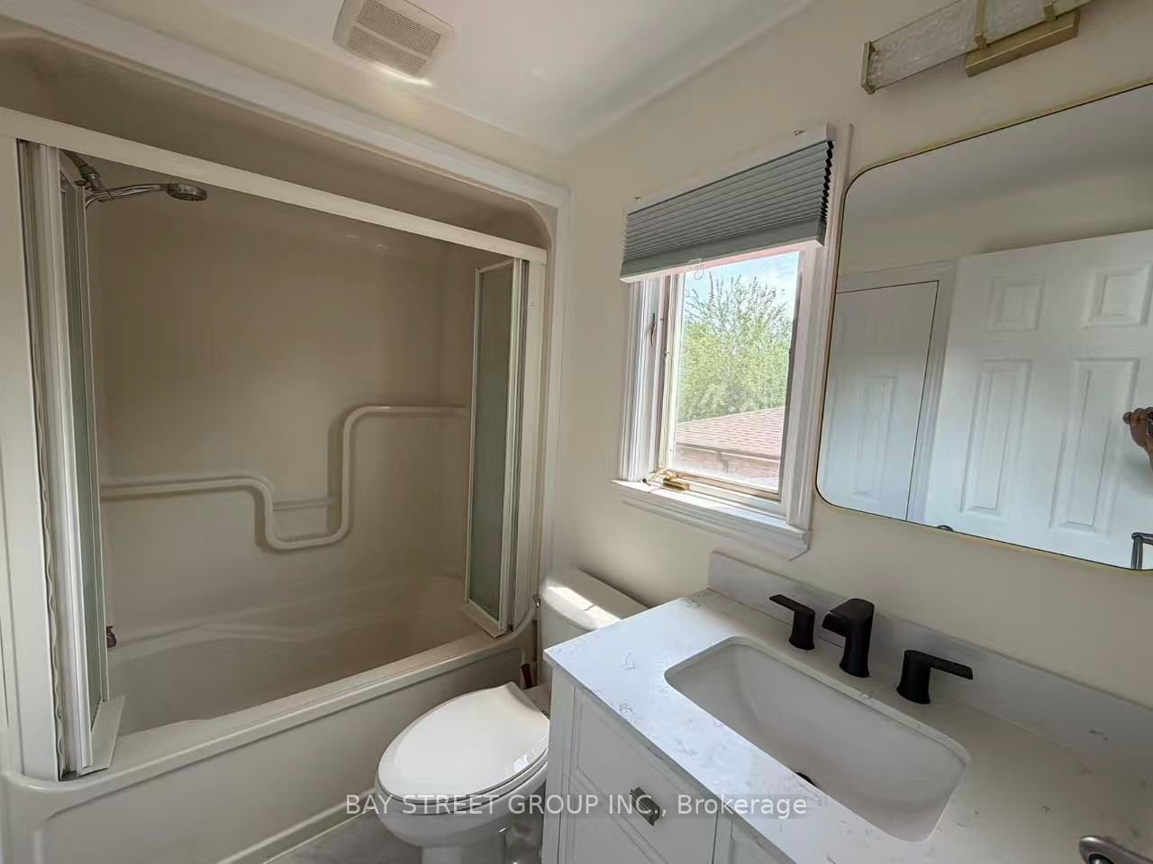 Unit 3 - 19 Dunsfold Drive, Scarborough 4