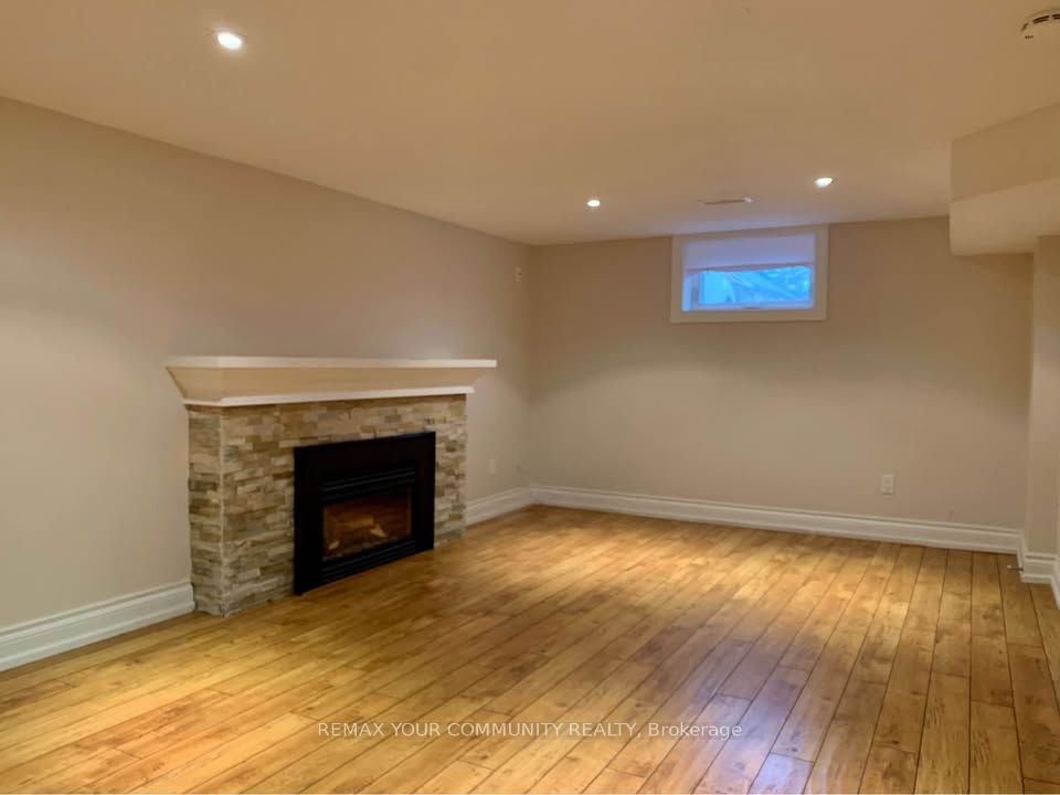 Unit Lower - 16 Coxwell Boulevard, Toronto 3
