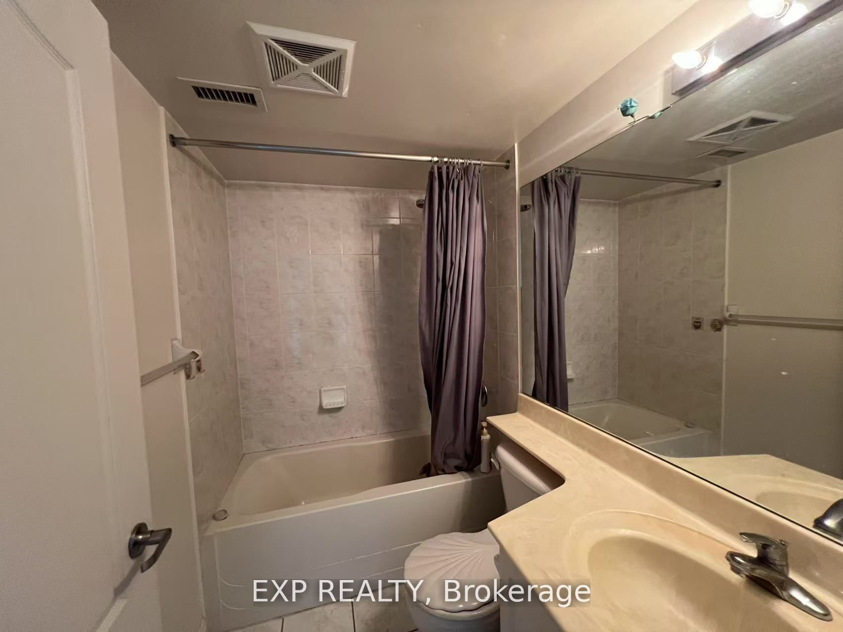 Unit 802 - 50 Brian Harrison Way, Scarborough 2
