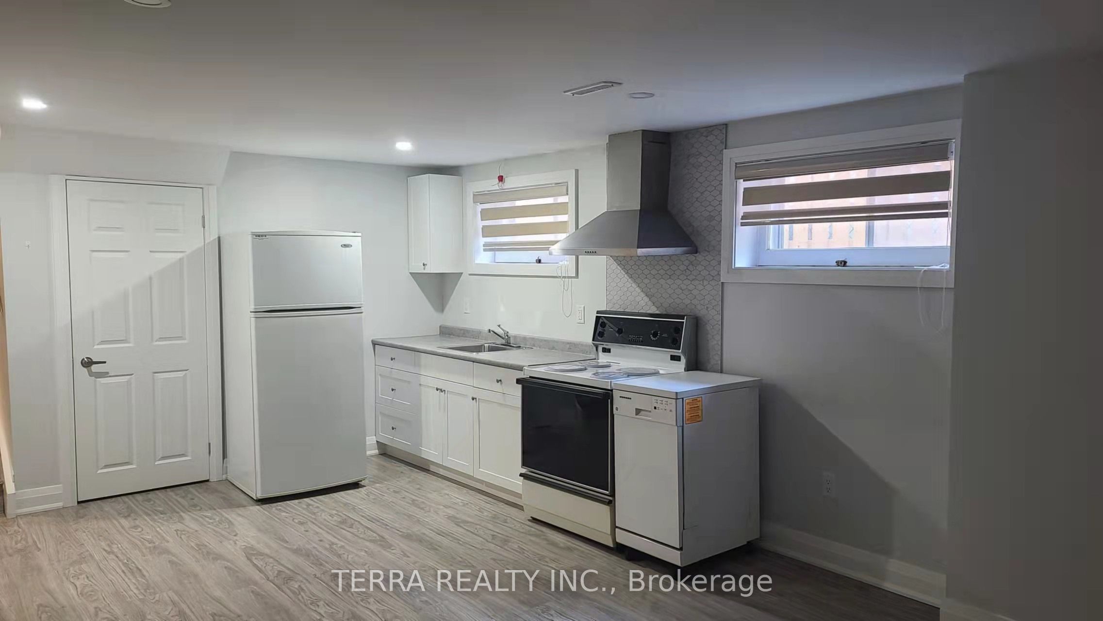 Unit Basement - 157 Darlingside Drive, Scarborough 4