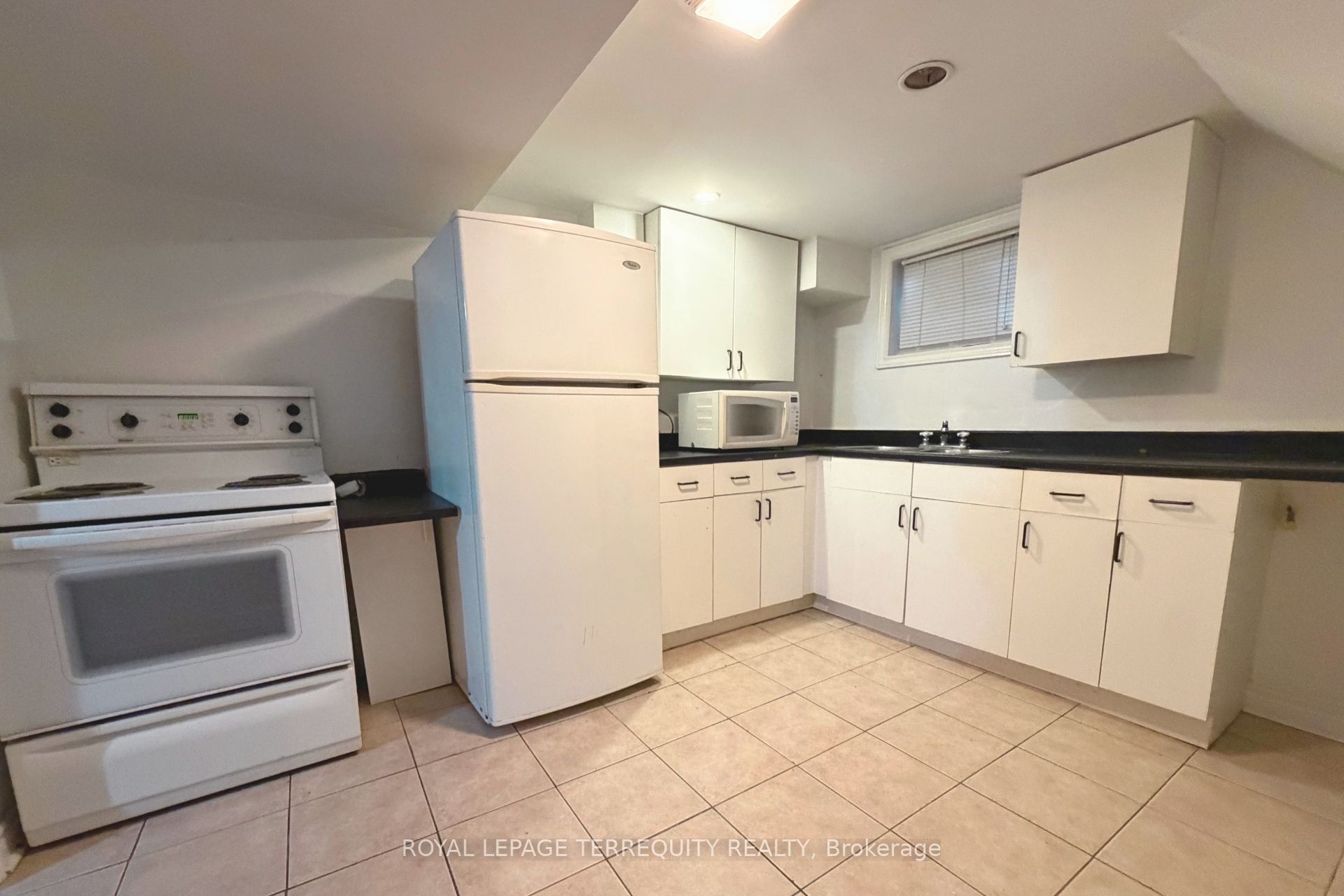 Unit Basement - 43 Holland Avenue, Toronto 2
