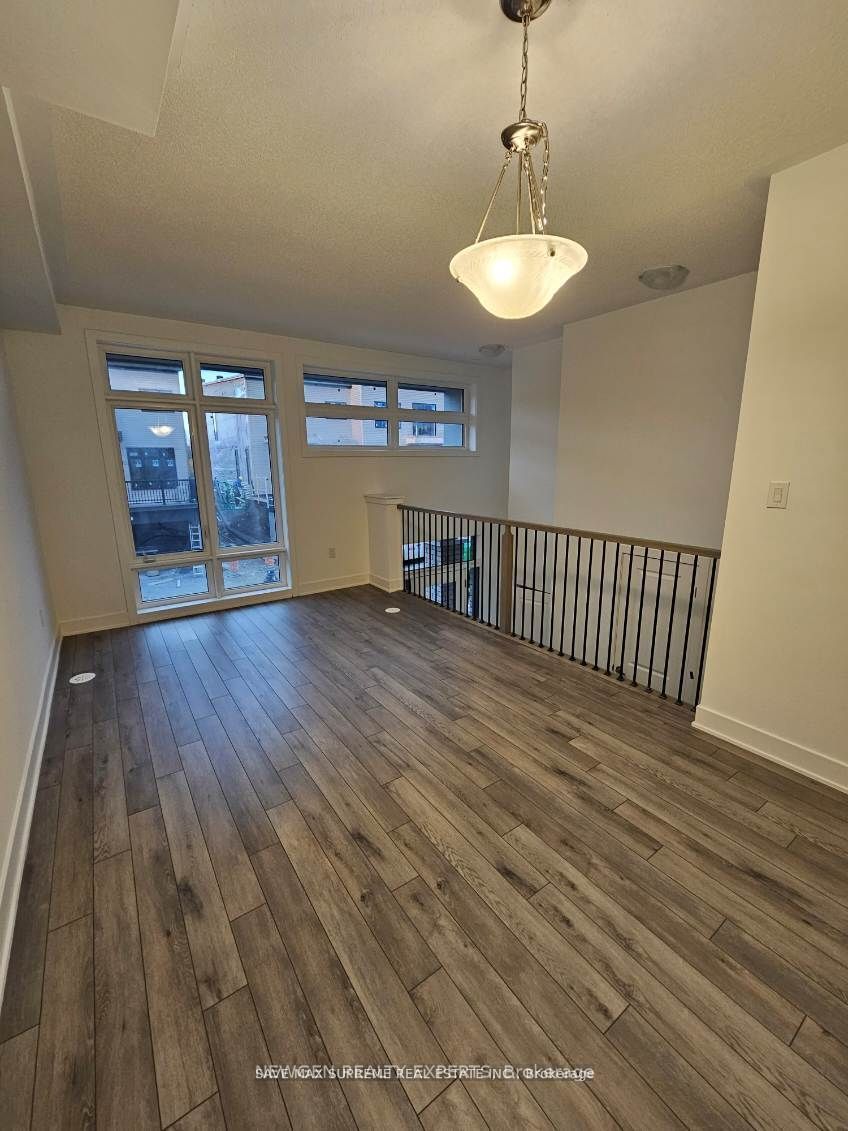 763 Stanstead Path, Oshawa 4