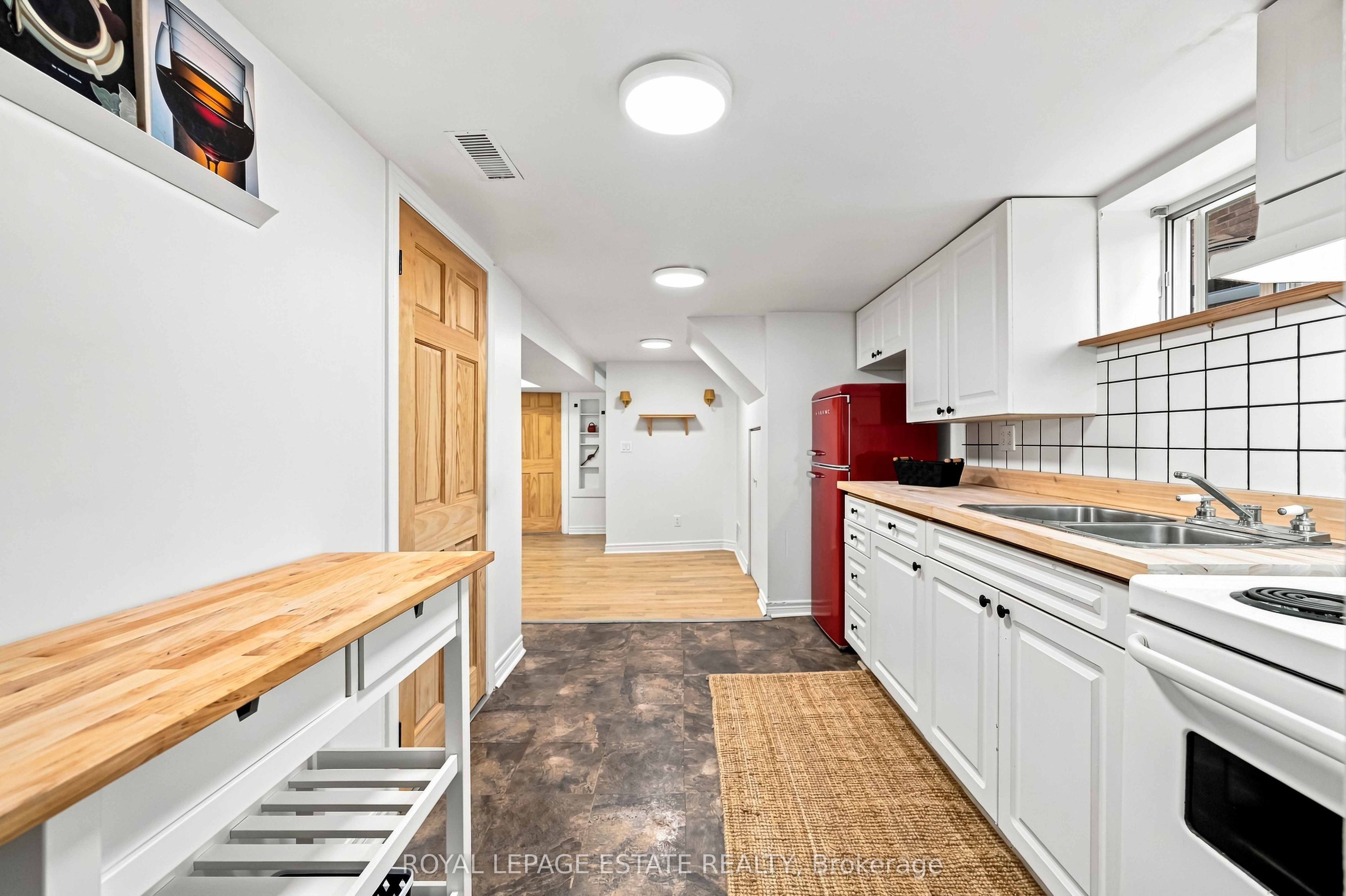 Unit lower - 17 Arden Crescent, Scarborough 4