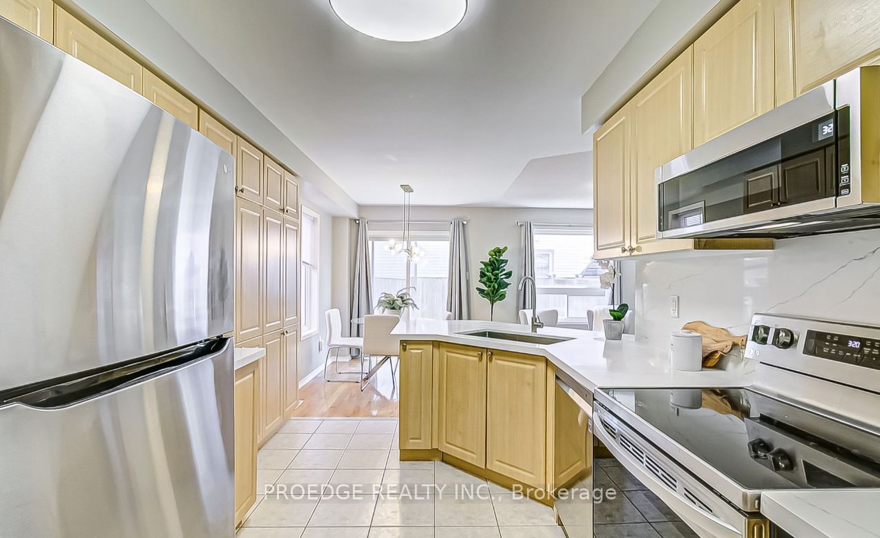 57 Aldonschool Court, Ajax 5