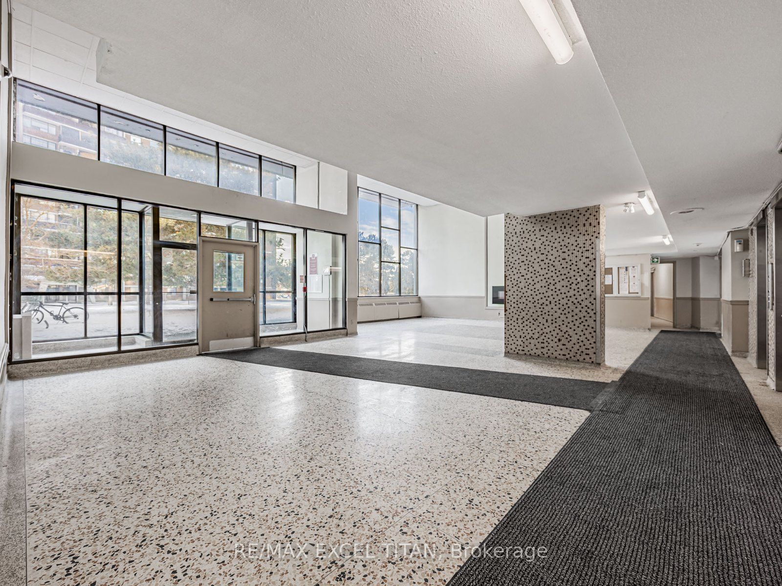 Unit 301 - 1385 Midland Avenue, Scarborough 2