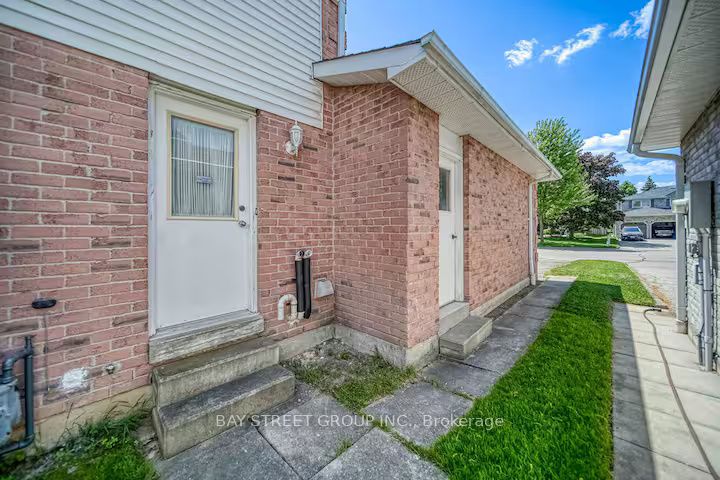Unit Basement - 27 Gladiola Court, Whitby 3
