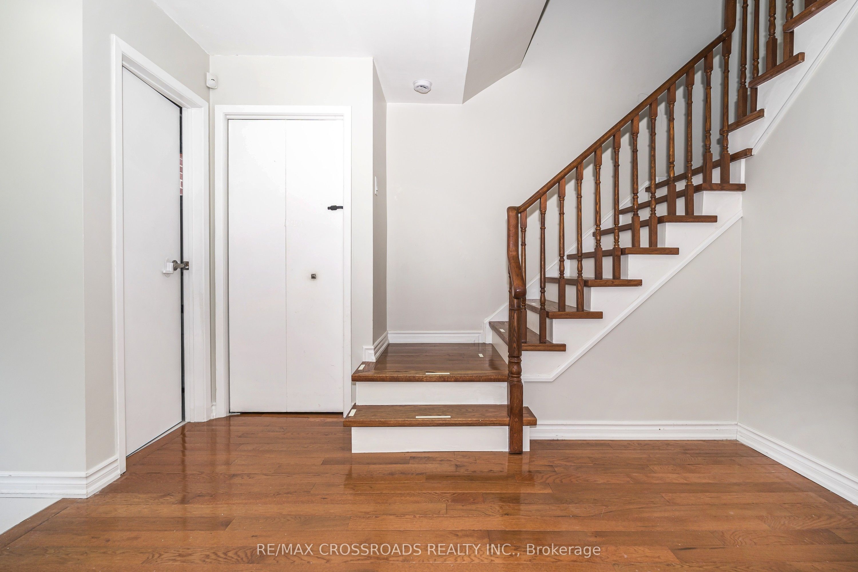 Unit Main/2nd - 34 Blue Anchor Trail, Scarborough 5