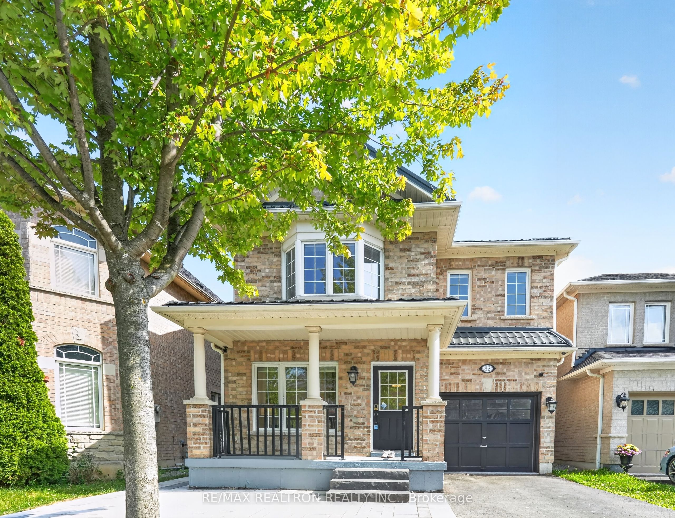 Unit Main Floor - 32 Whitlock Crescent, Ajax 3