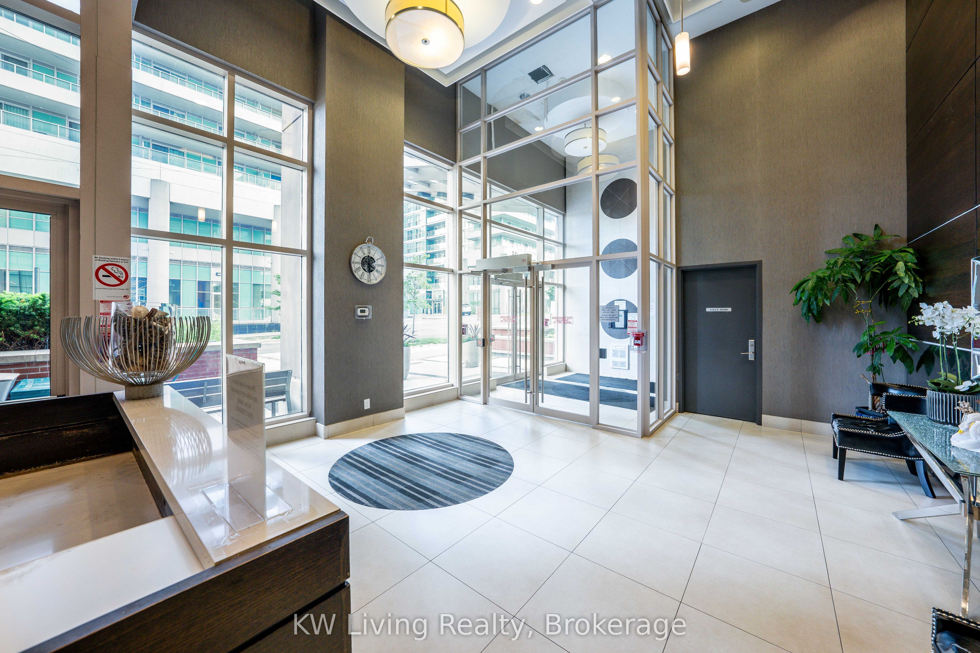 Unit 2007 - 25 Town Centre Court, Scarborough 5