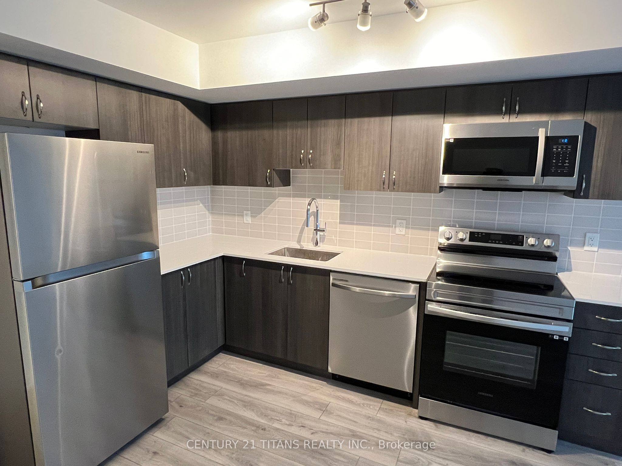 Unit 215 - 1455 Celebration Drive S, Pickering 4