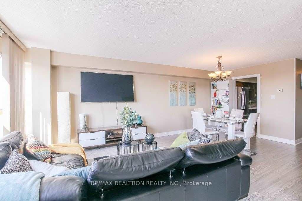 Unit 1901 - 3380 Eglinton Avenue, Scarborough 3