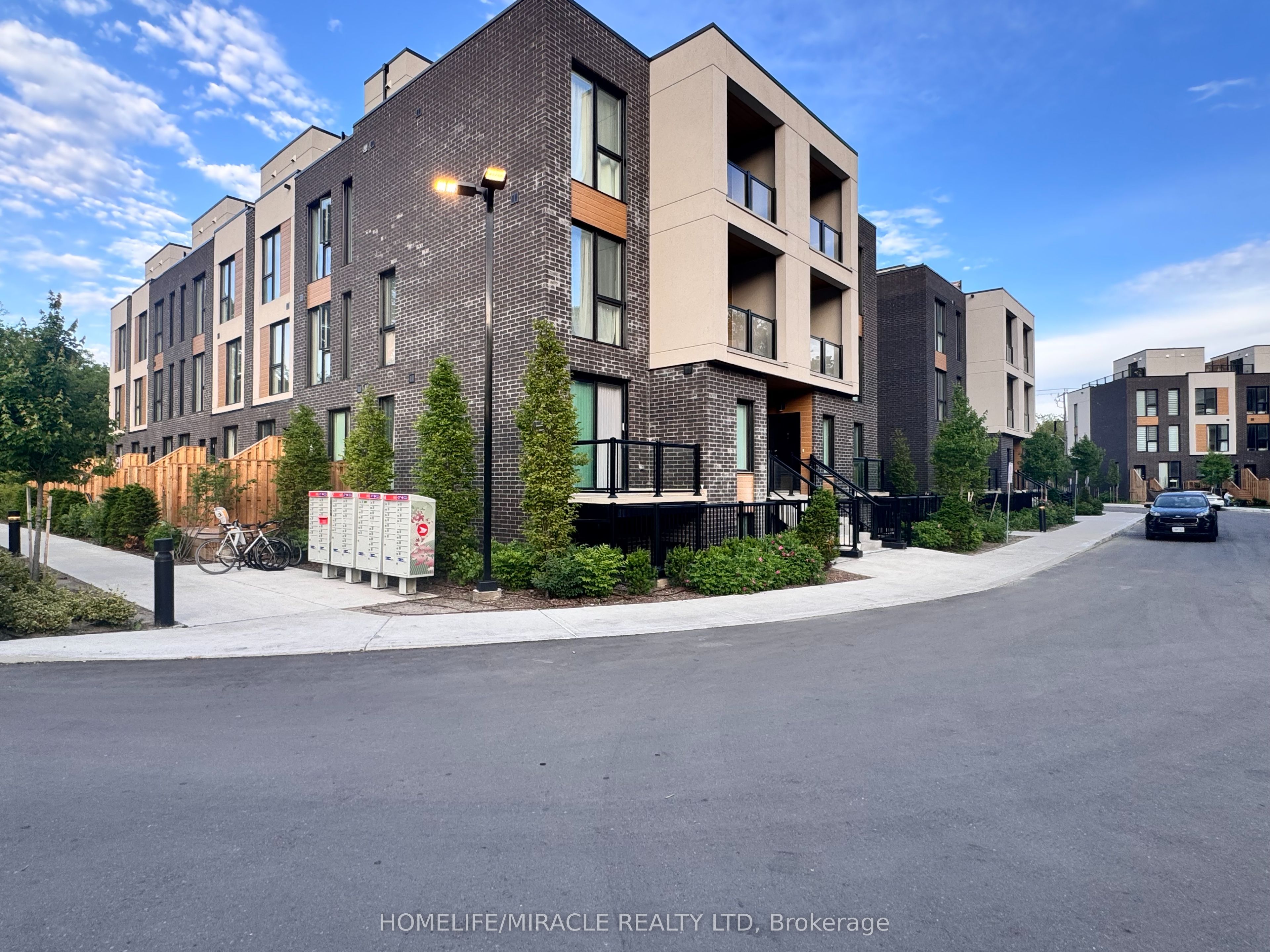 Unit 4 - 176 Clonmore Drive, Scarborough 3