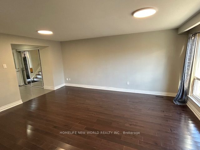 Unit Main & 2nd Floors - 31 Wellpark Boulevard, Scarborough 4