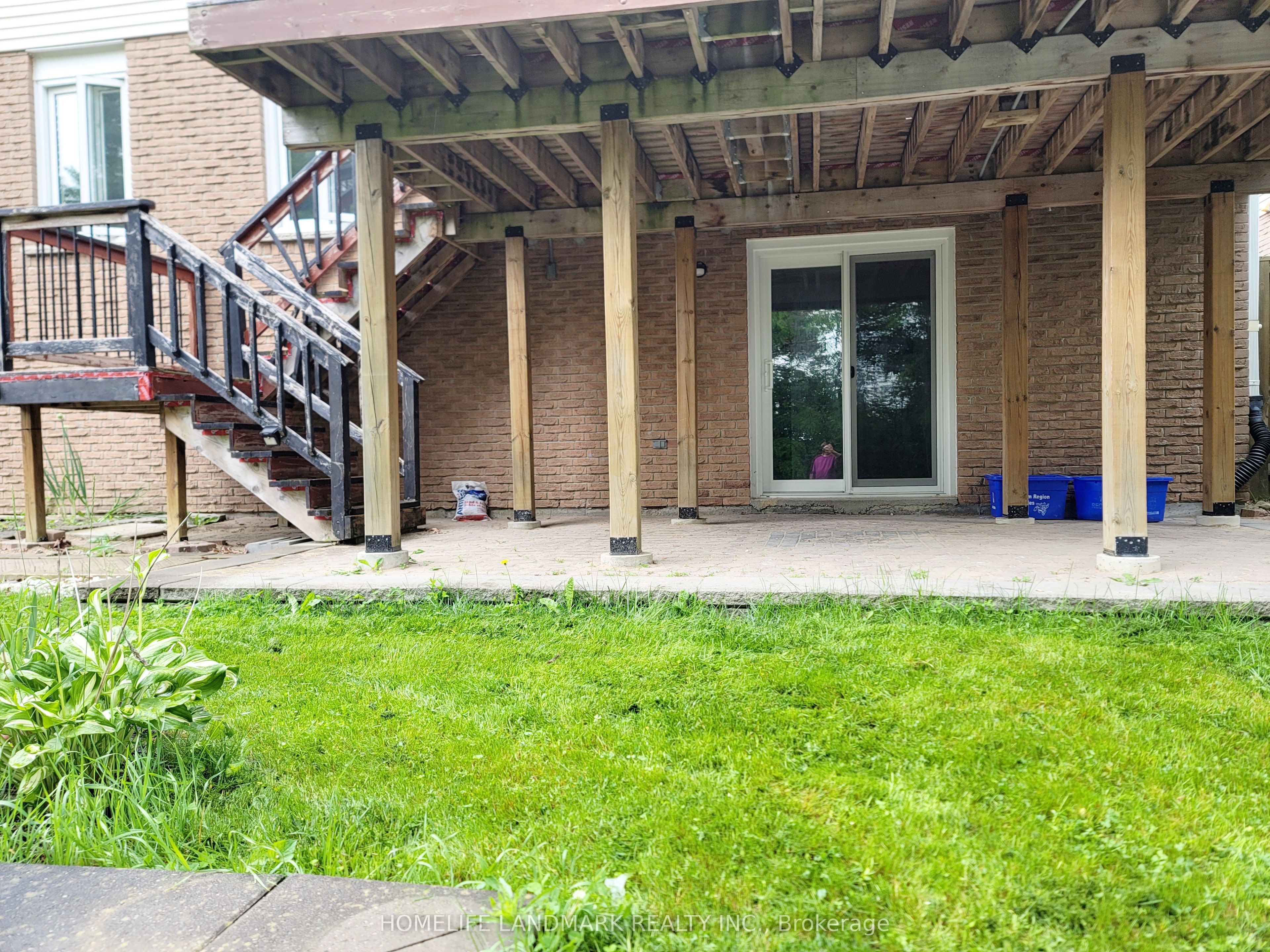 Unit LOWER - 16 Mansfield Crescent, Whitby 3