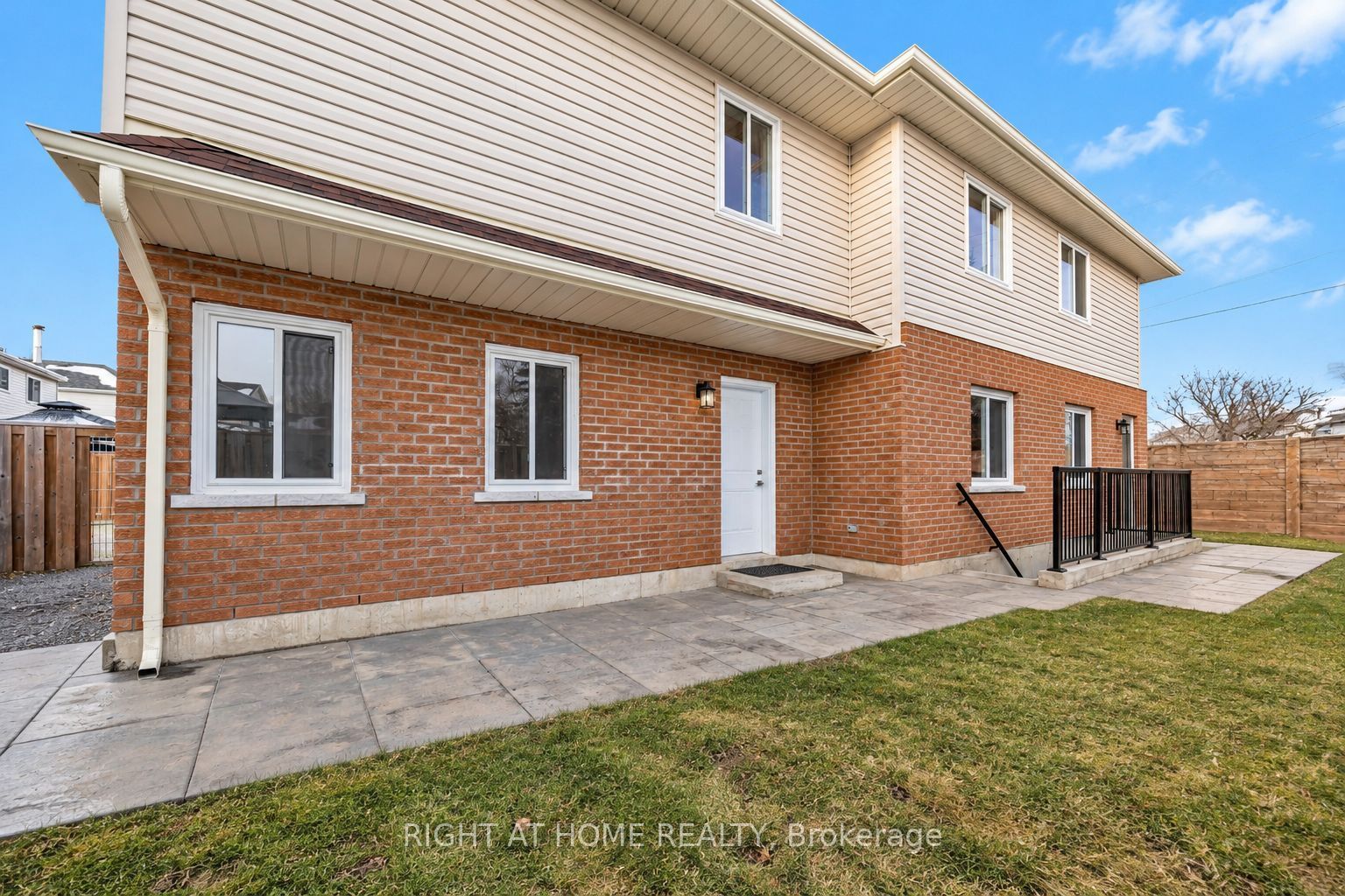 Unit B - 23 Kirkham Drive, Ajax 3