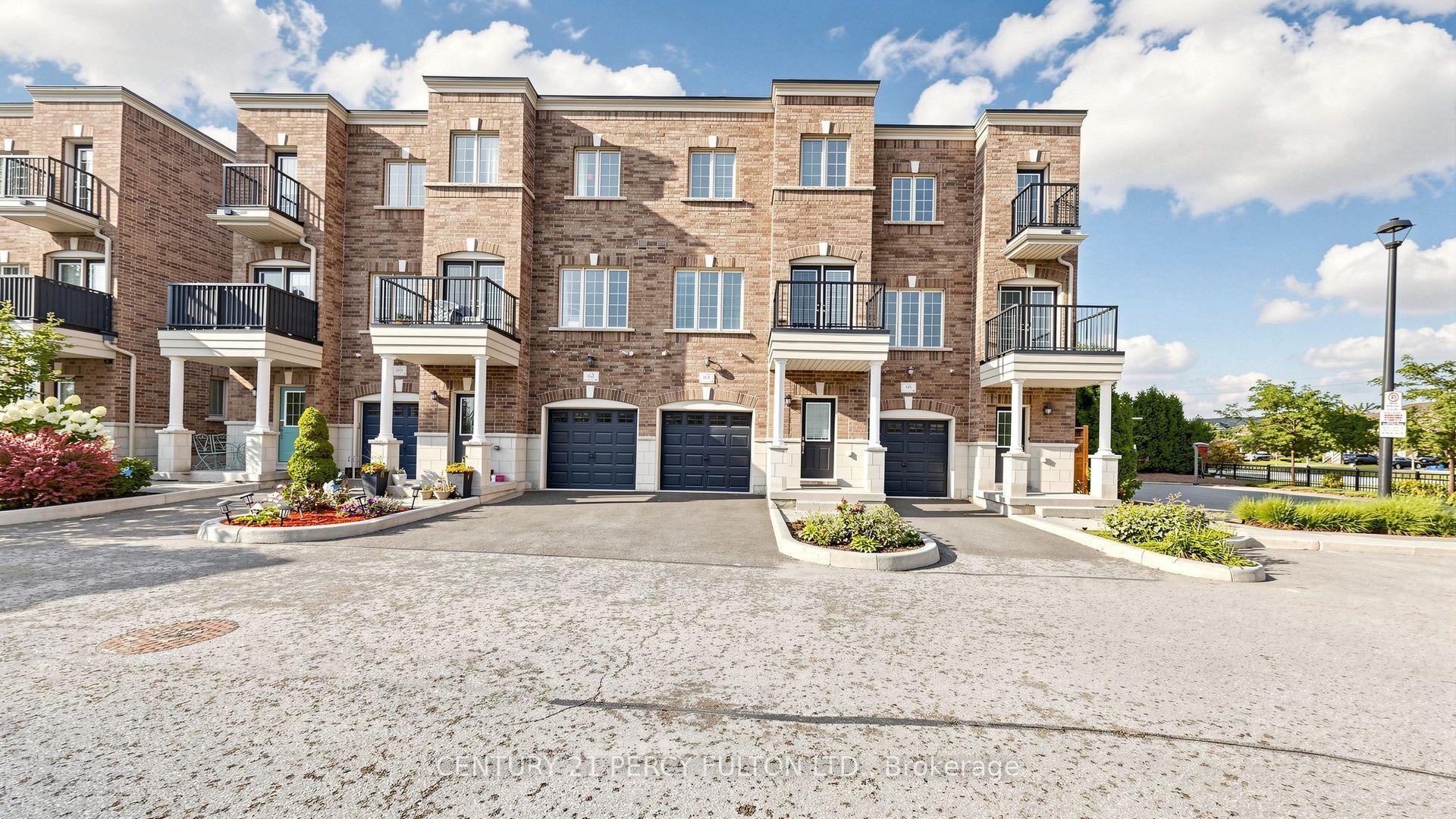 64 Ferris Square, Clarington 2