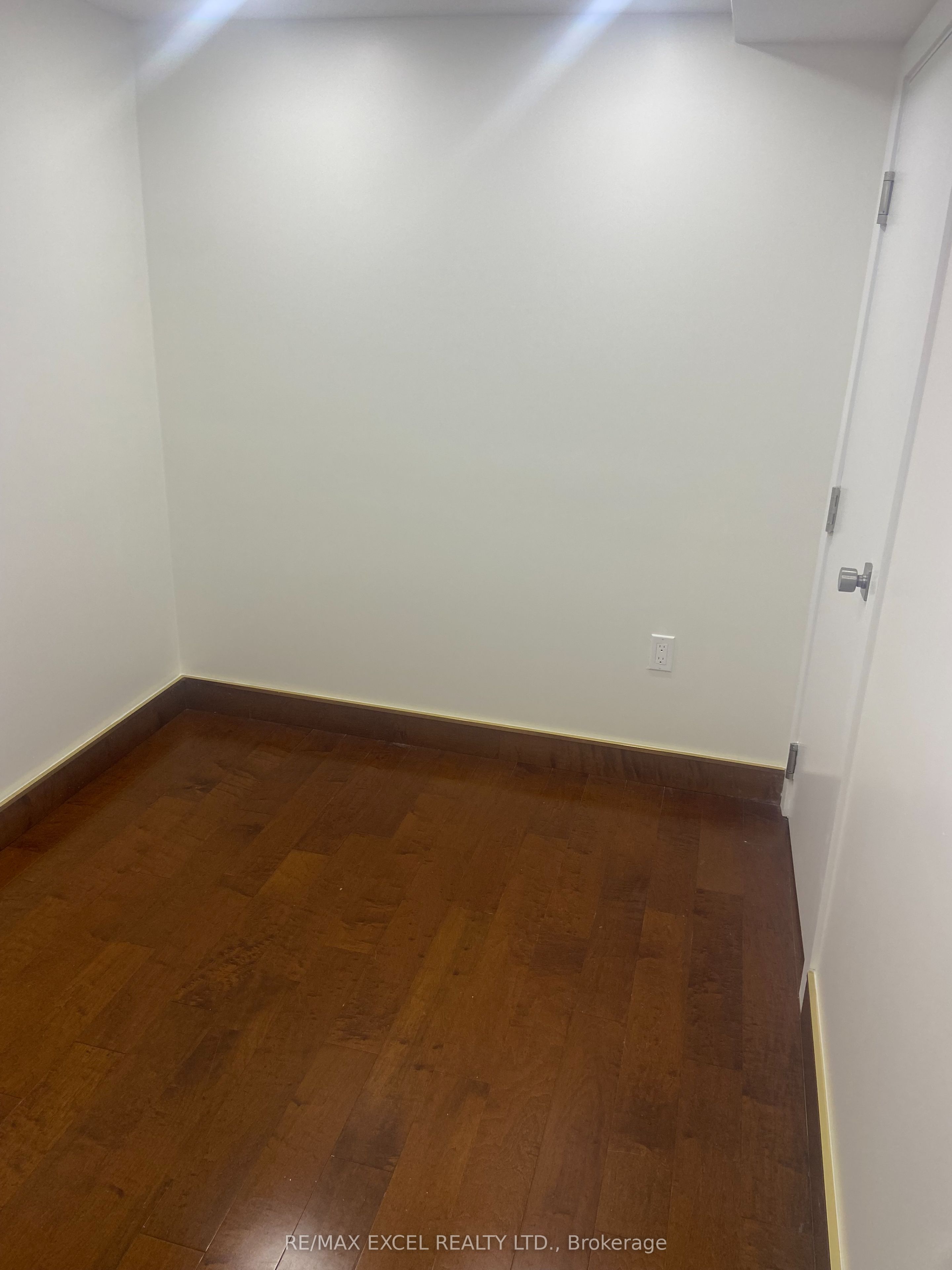 Unit Basement - 226 Elgin Street W, Oshawa 2