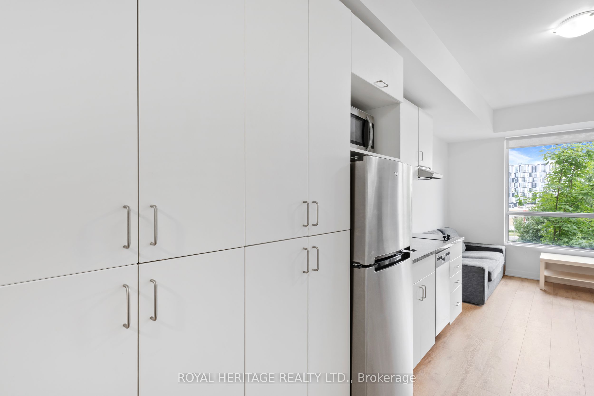 Unit 307 - 1800 Simcoe Street N, Oshawa 5