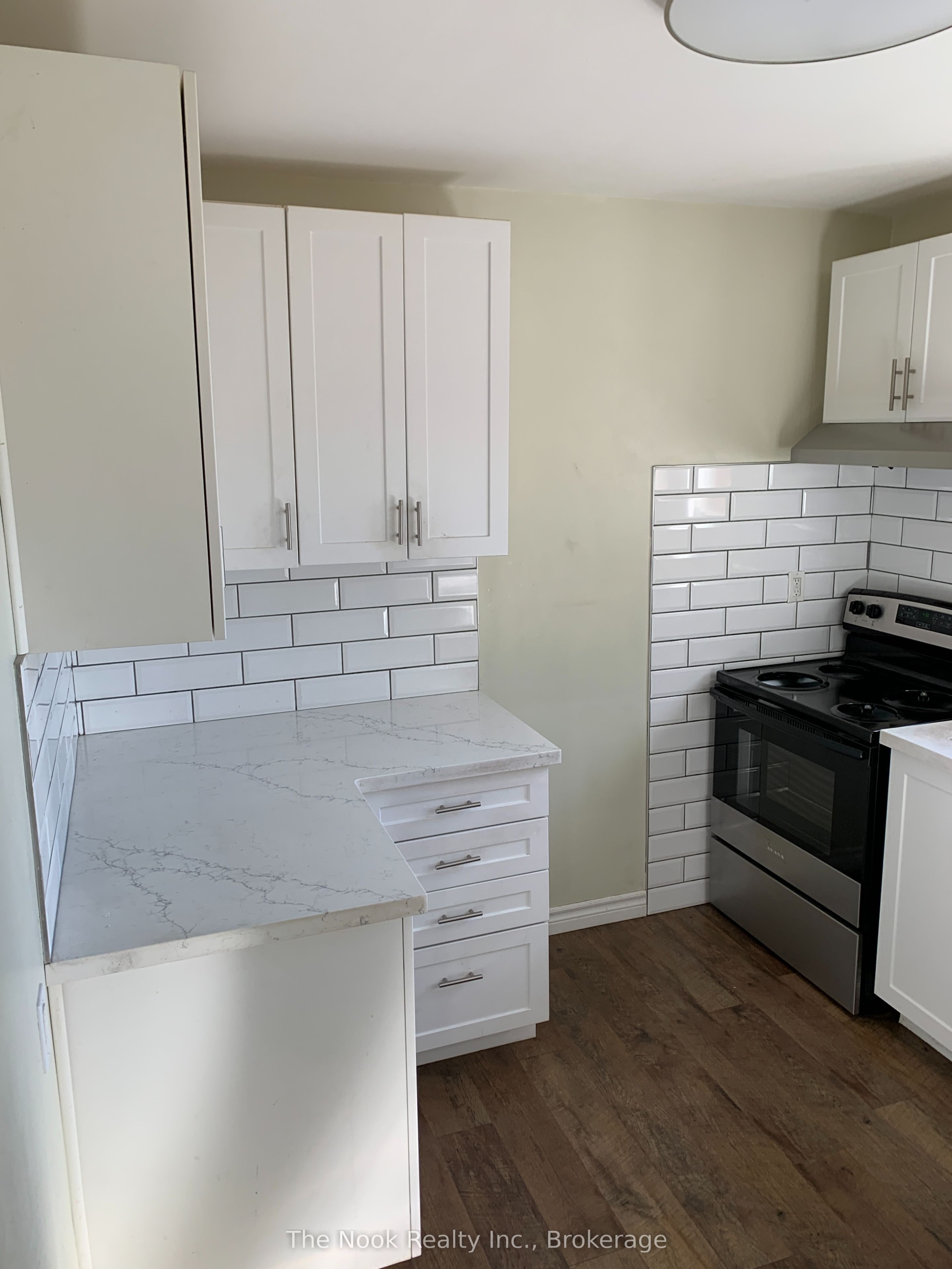 Unit Upper - 210 Dovedale Drive, Whitby 4