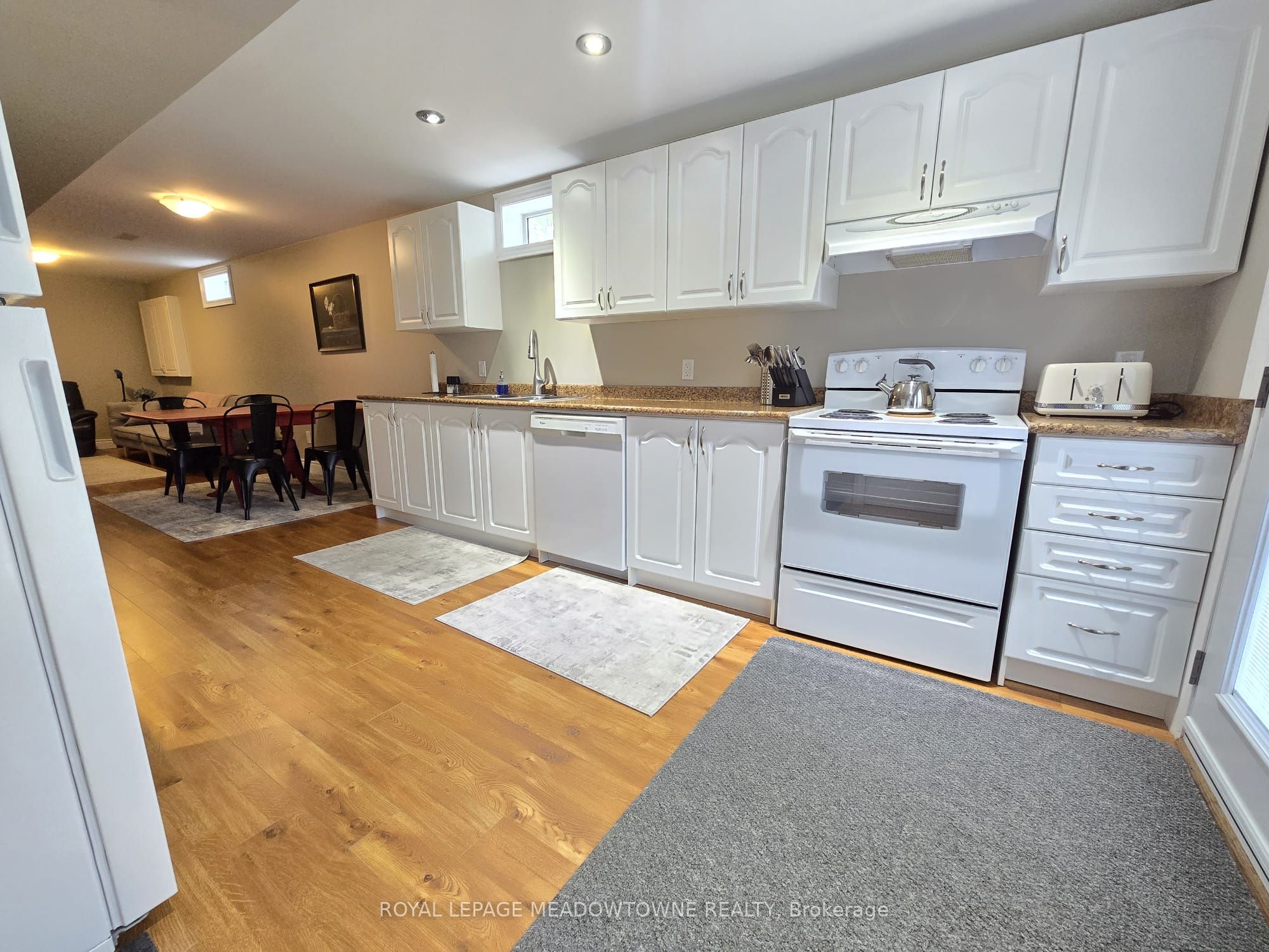 Unit Bsmt - 154 Maple Street, Uxbridge 5