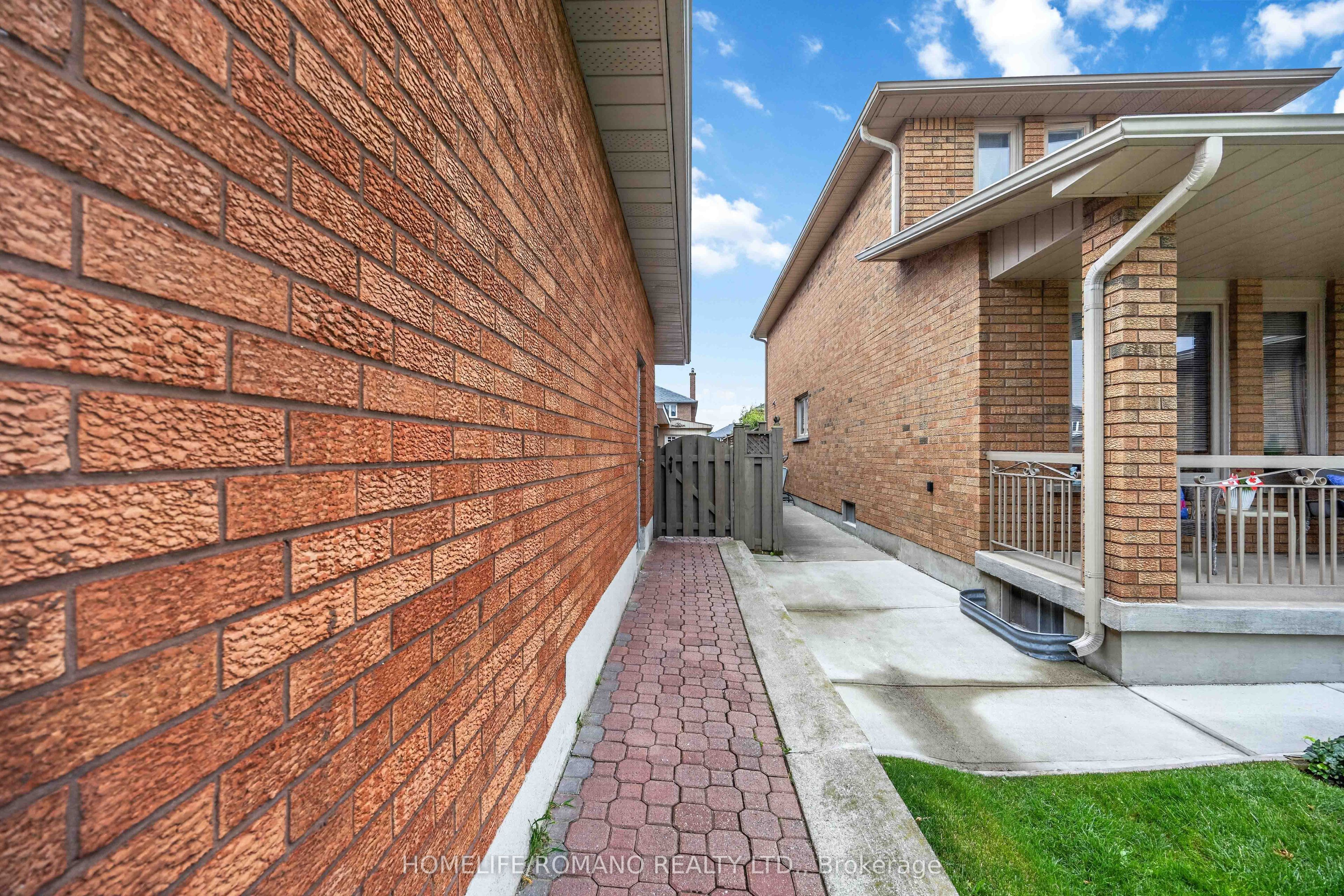 Unit Bsmt - 61 Gas Light Crescent, Vaughan 4