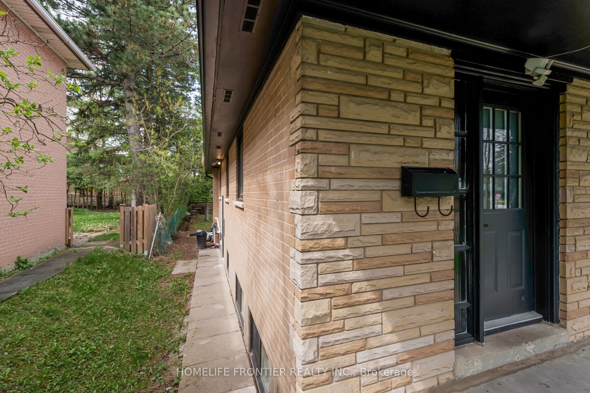 Unit Lower - 6 Dalmeny Road, Markham 3