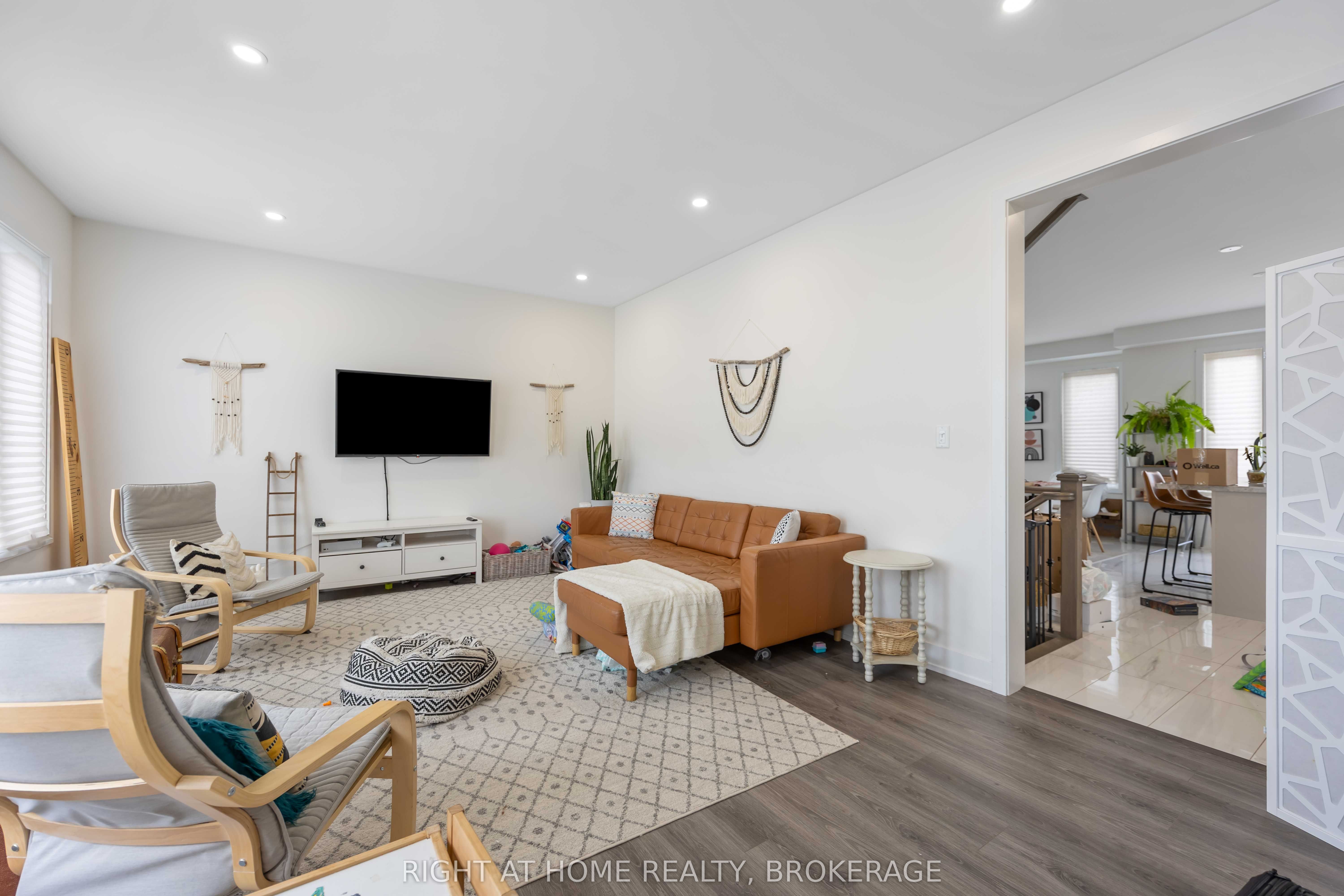 Unit Upper - 11707 Tenth Line, Whitchurch-Stouffville 5