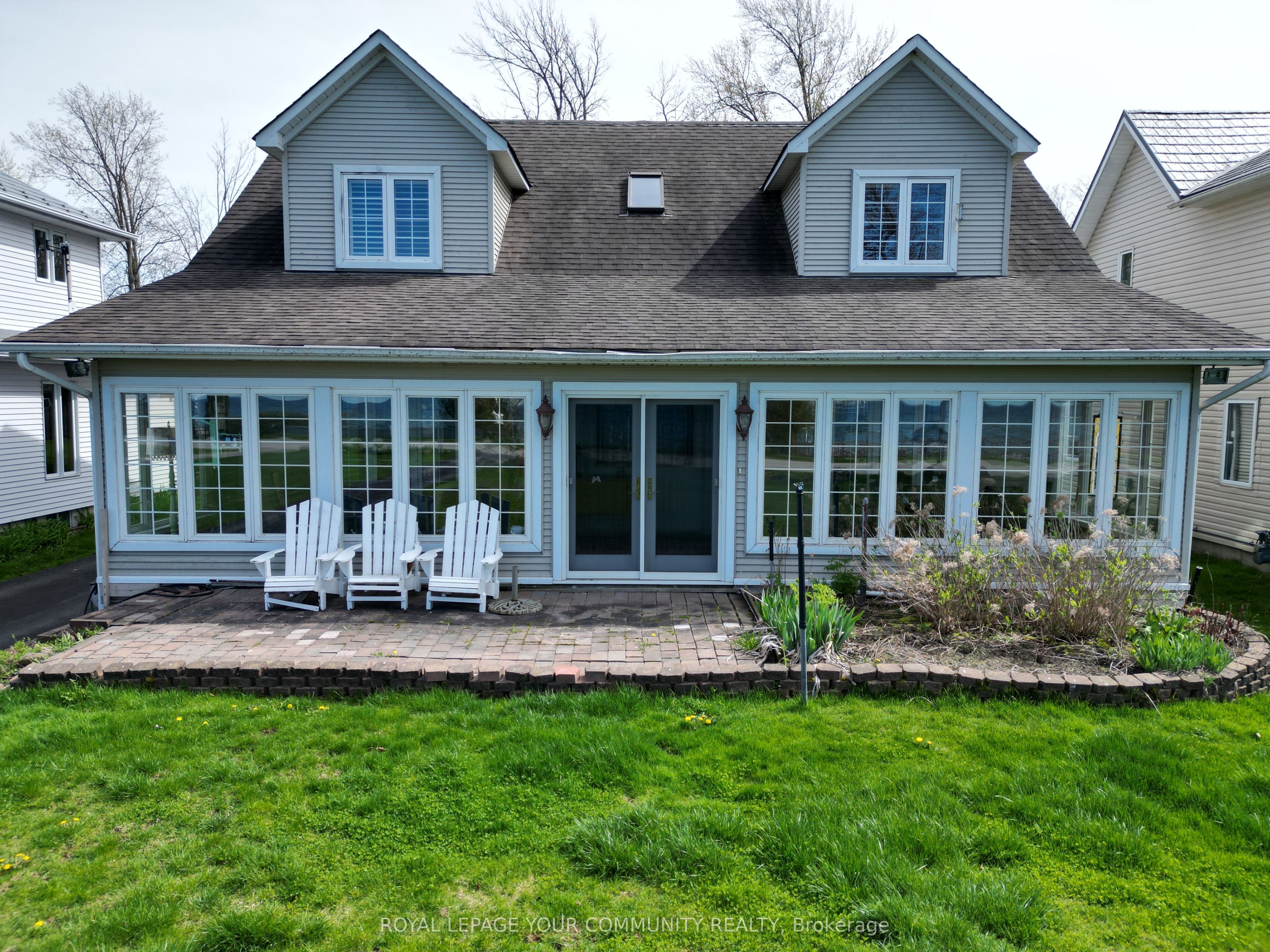 203 Lake Drive E, Georgina 3