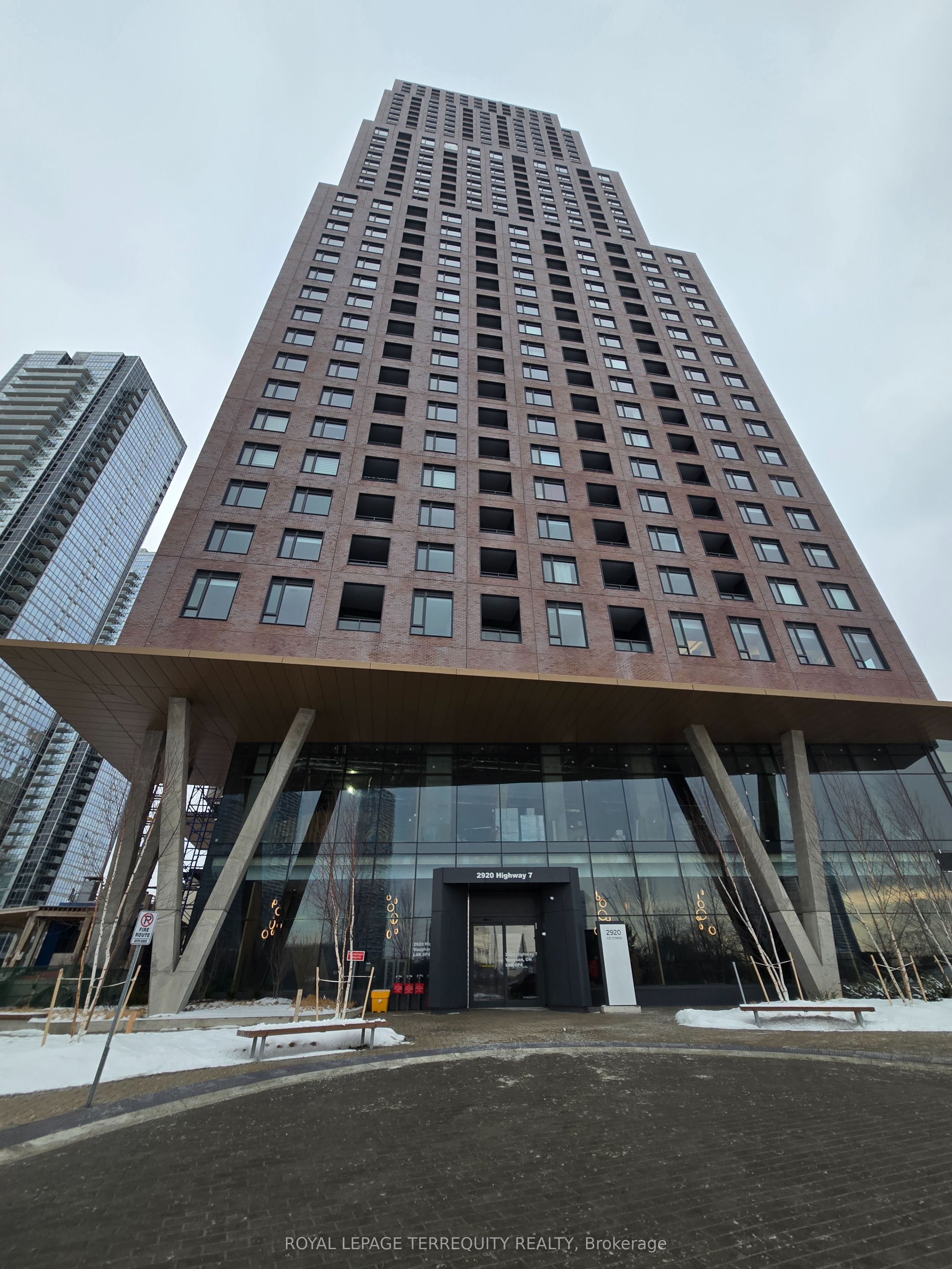 Unit 1908 - 2920 Highway 7 Road, Vaughan 2