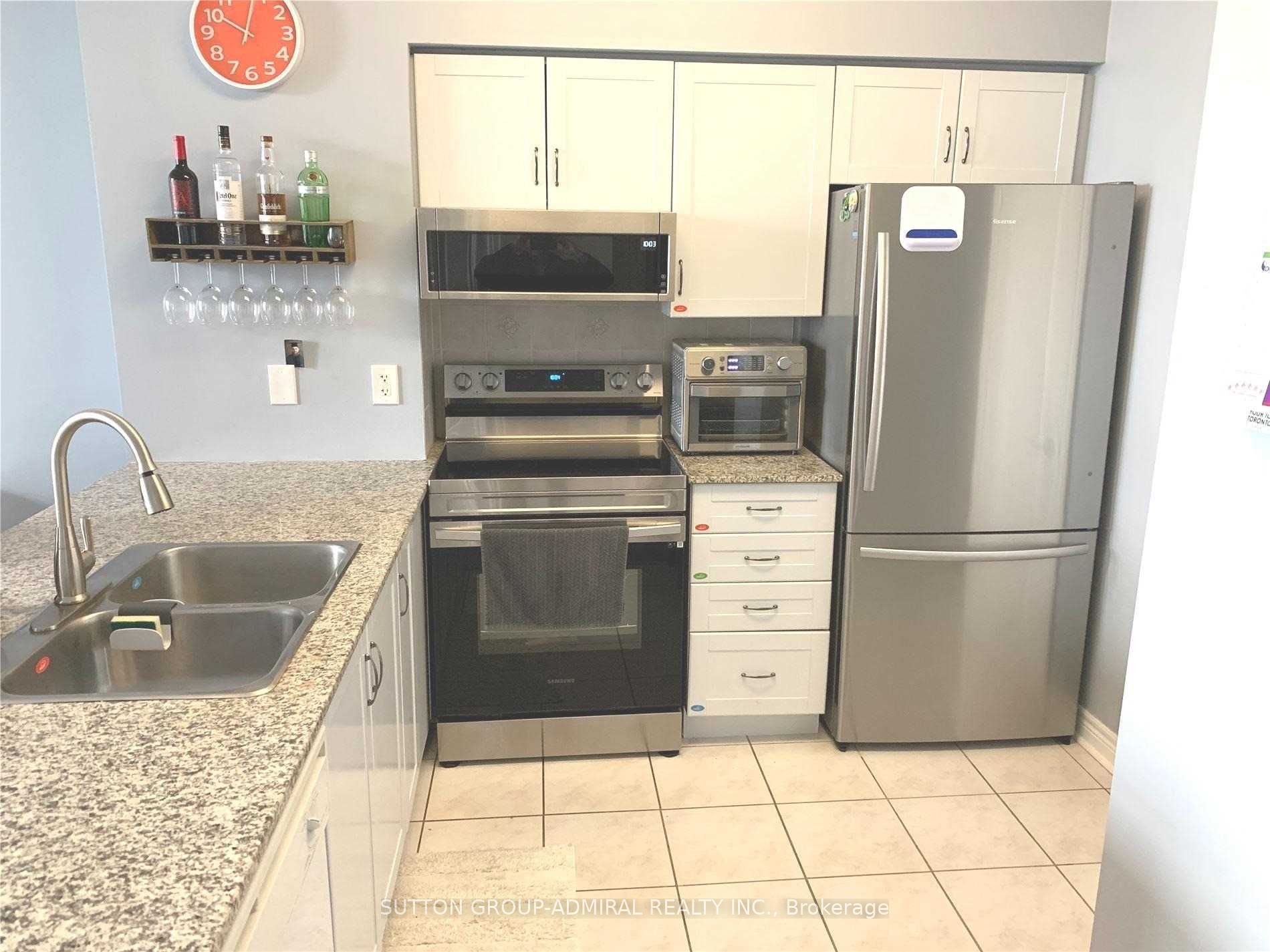 Unit Ph05 - 50 Disera Drive, Vaughan 5