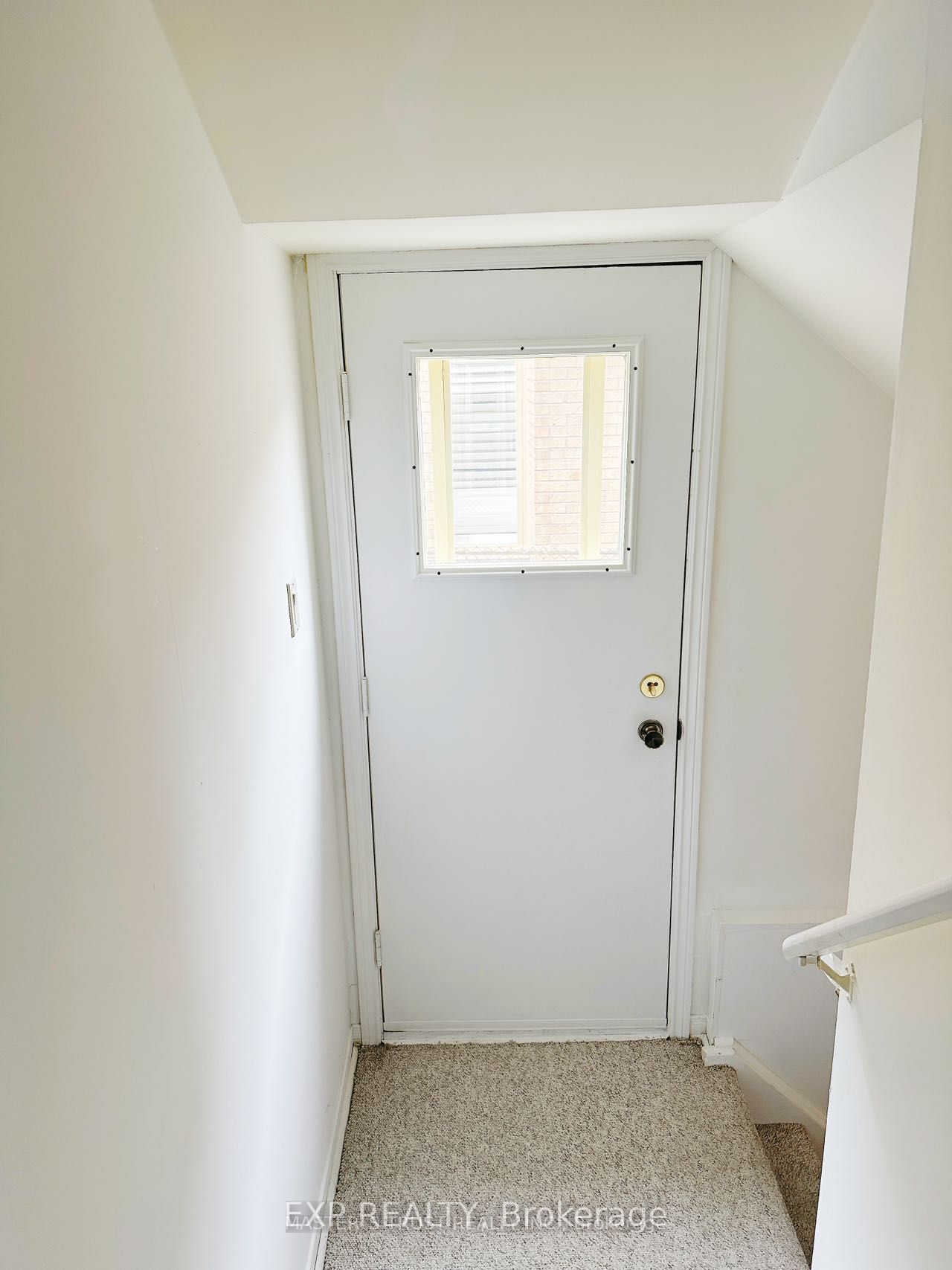 Unit Lower - 11 Marion Crescent, Markham 2