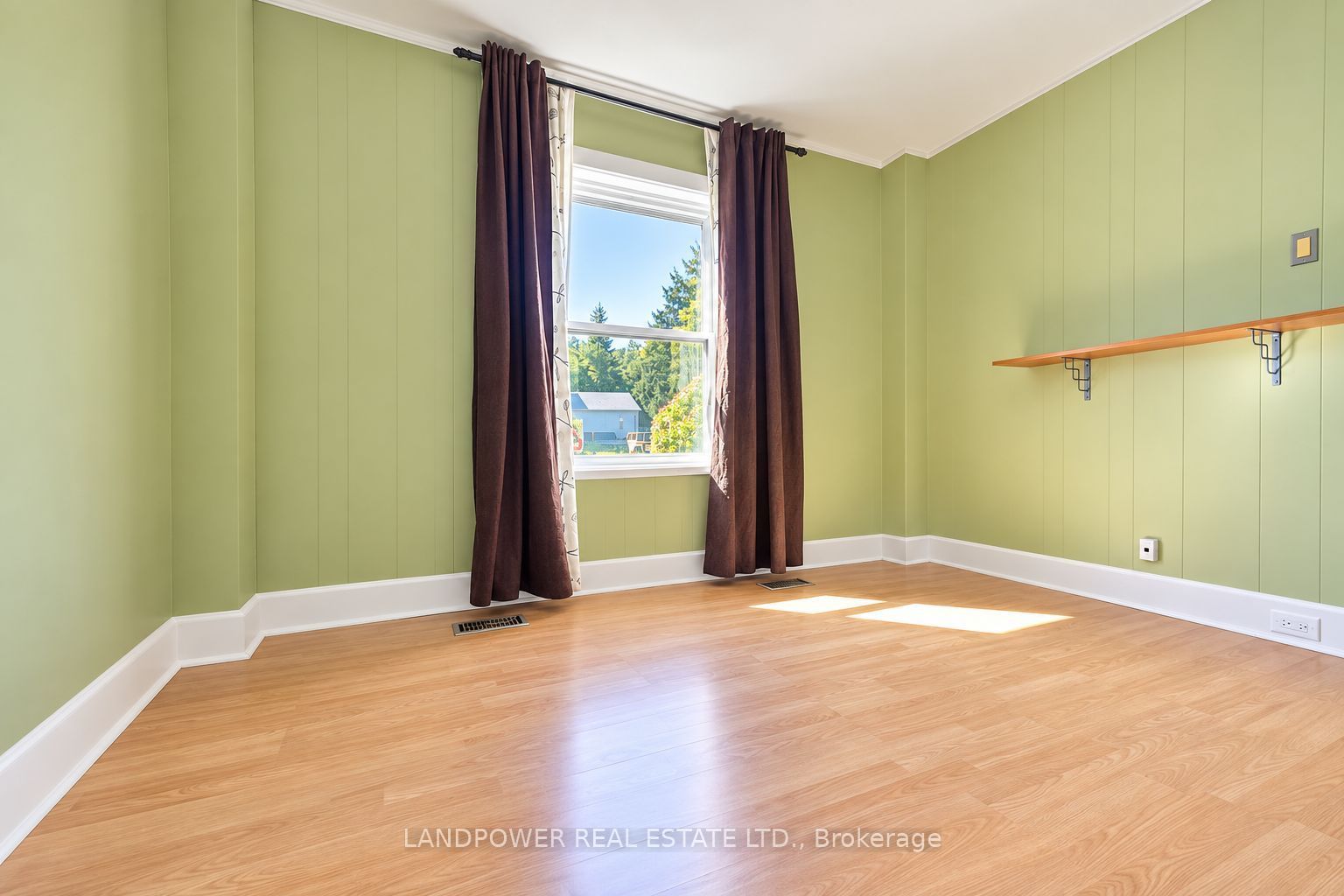 Unit Main Floor - 451 Ontario Street S, Newmarket 3
